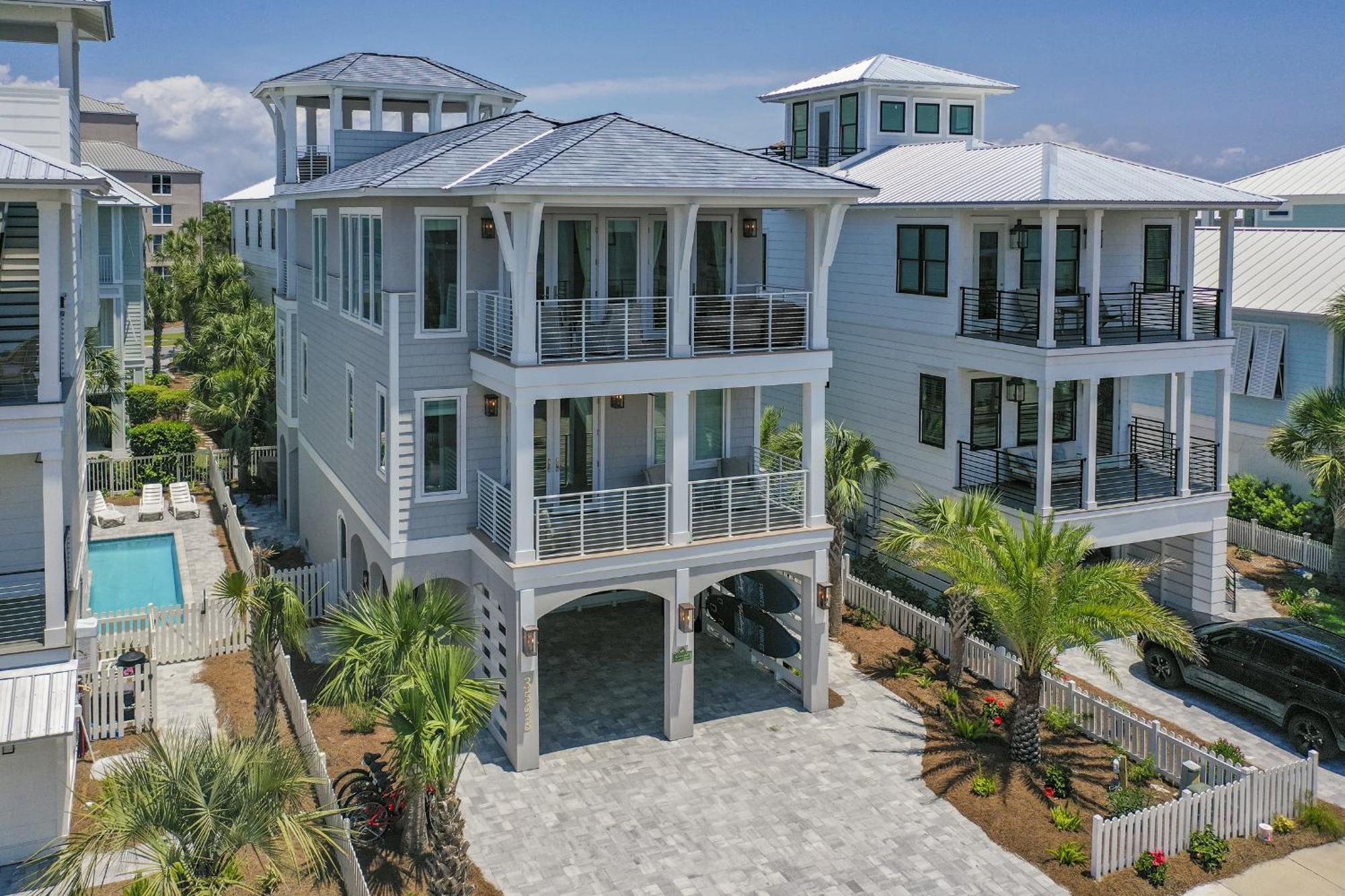 Four-Bedroom Holiday Home