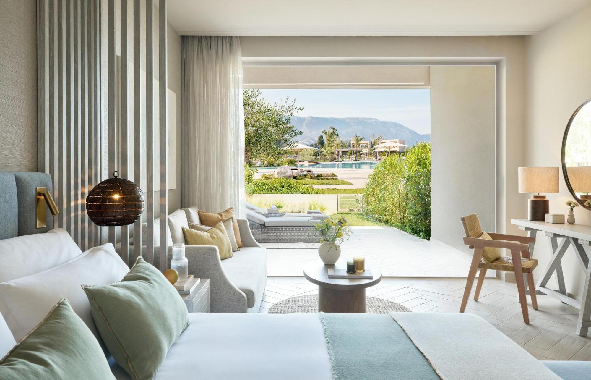 Junior Bungalow-Suite mit eigenem Garten und Poolblick
