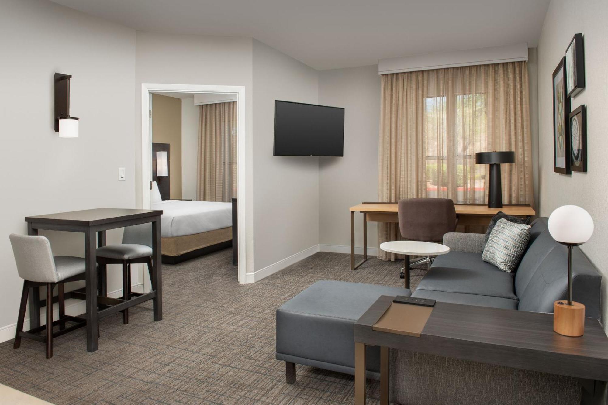 One Bedroom Queen Suite