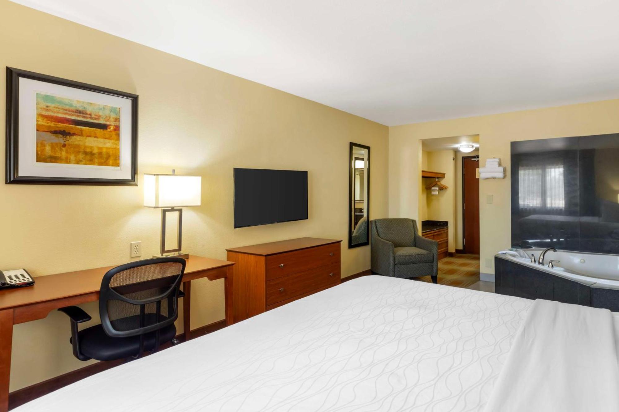 King Room Poolside
