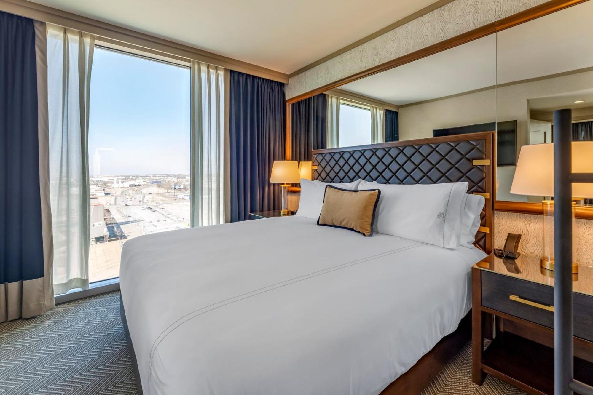 Suite 1 King Bed