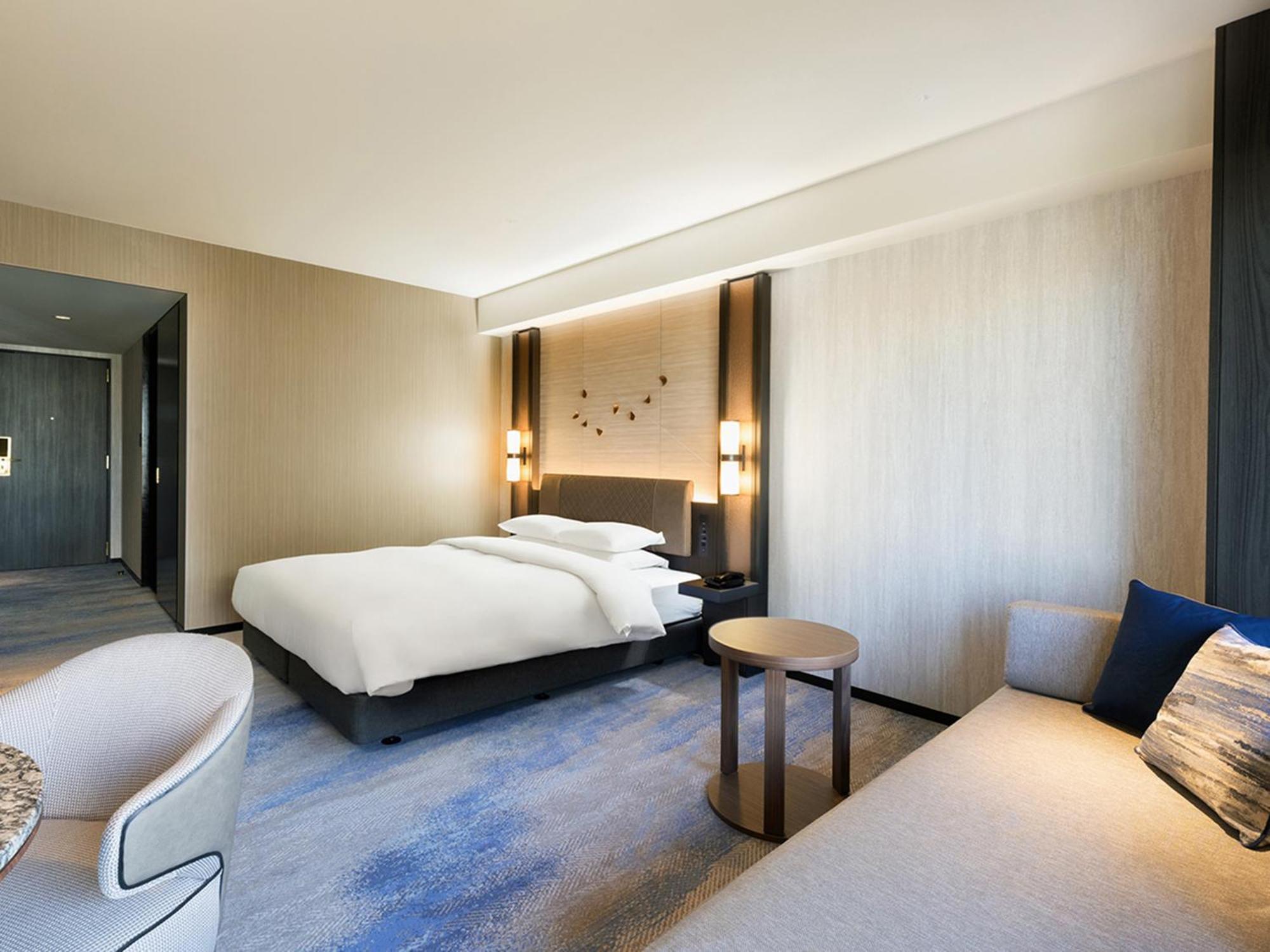 Renoviertes Deluxe Zimmer mit Kingsize-Bett – Nichtraucher