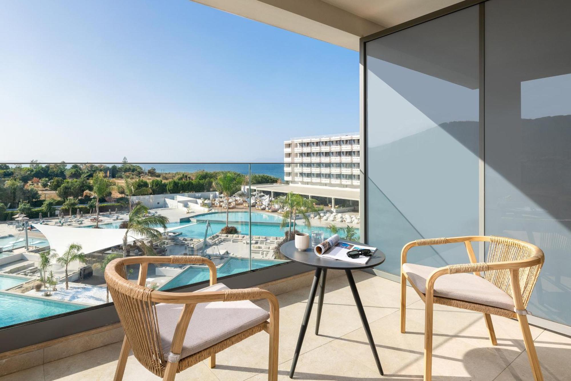 Executive Zweibettzimmer mit Poolblick