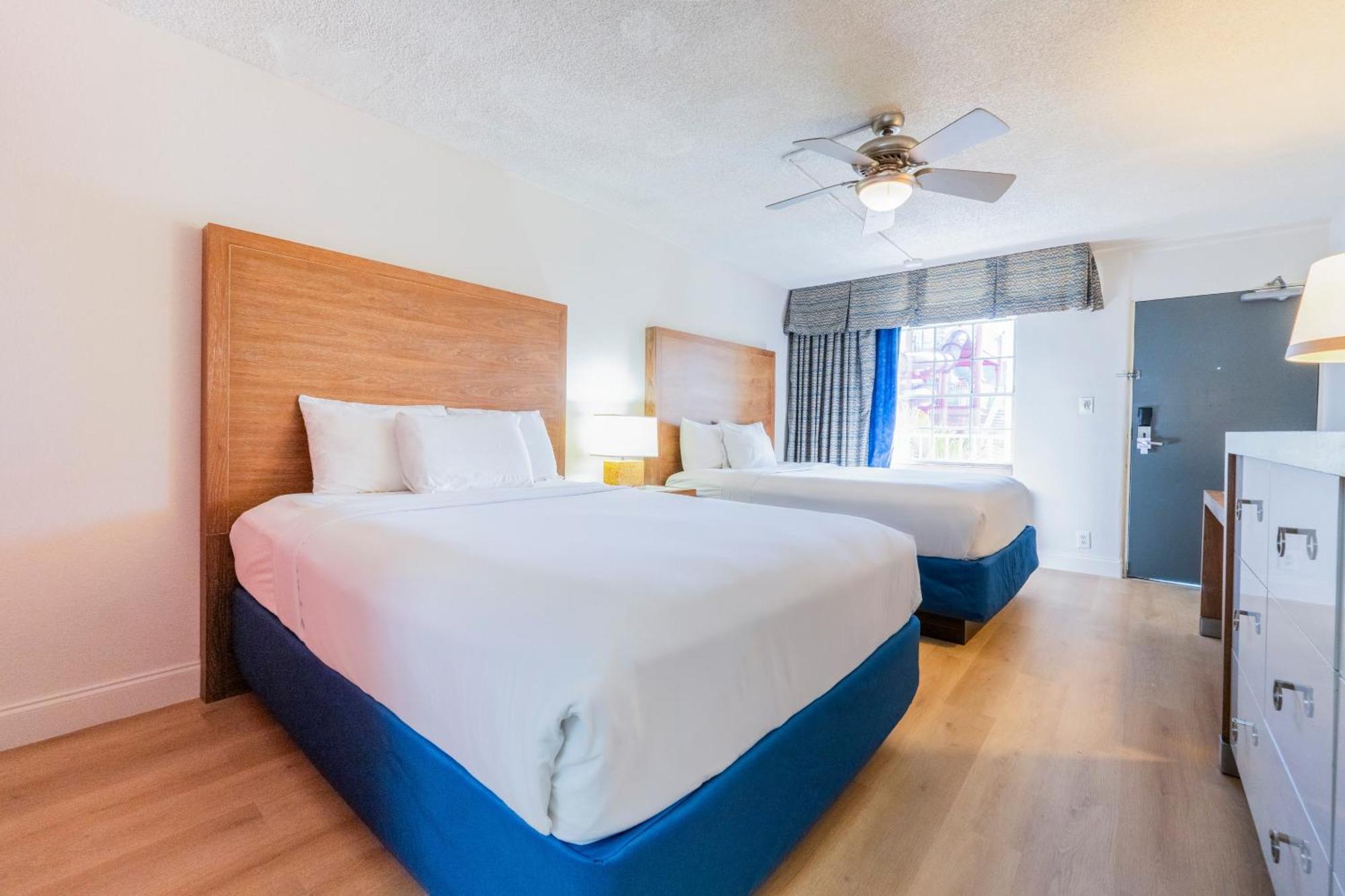 Queen Room Two Queen Beds Non-Smoking