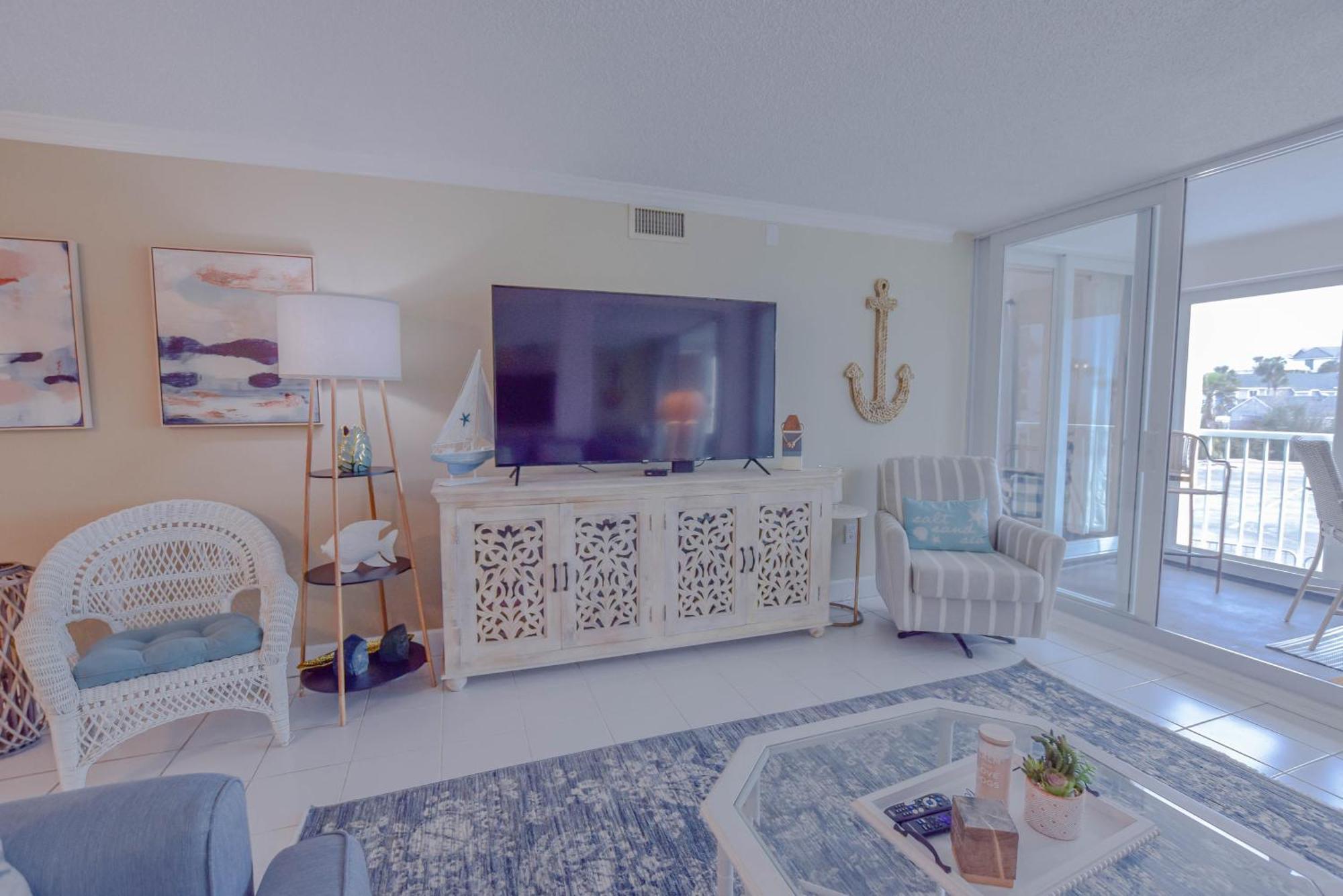 Two-Bedroom Apartment Partial Ocean View
