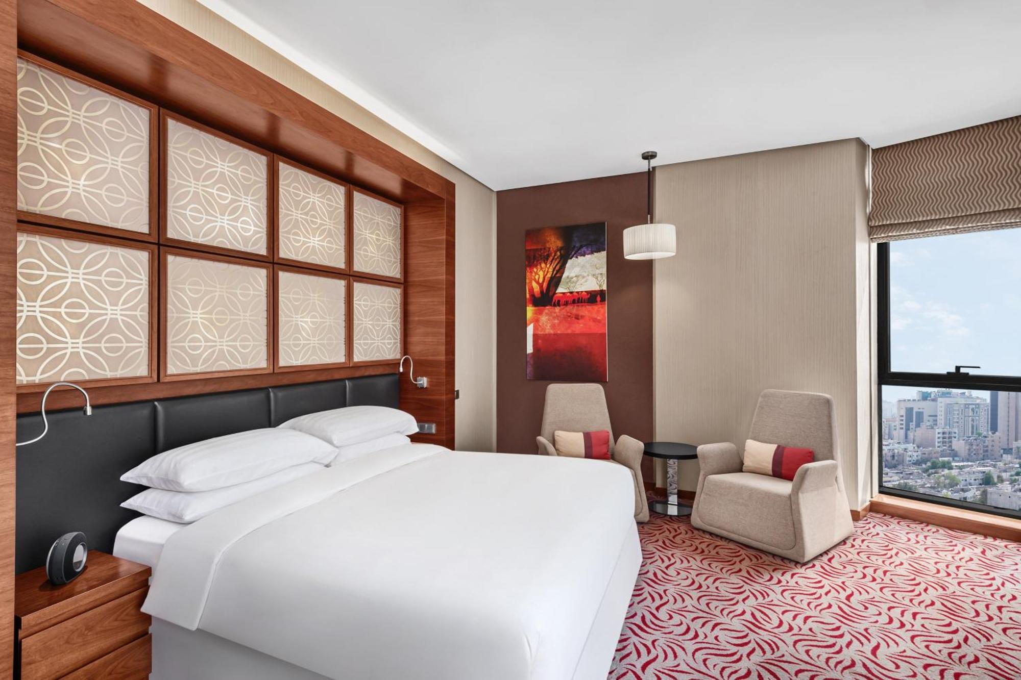 Deluxe Zimmer mit Kingsize-Bett