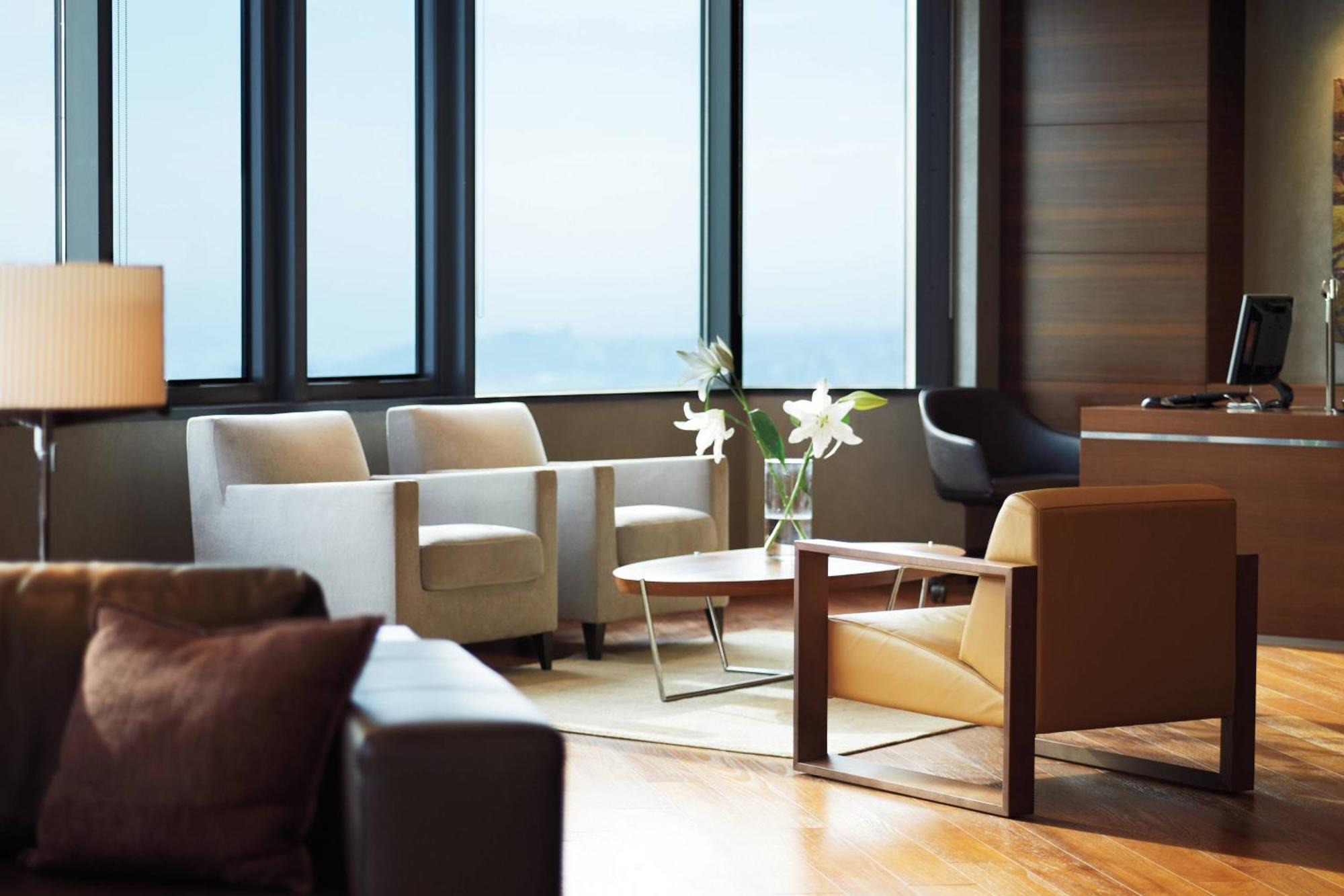 Club Zimmer mit Zugang zur Club Lounge und Meerblick
