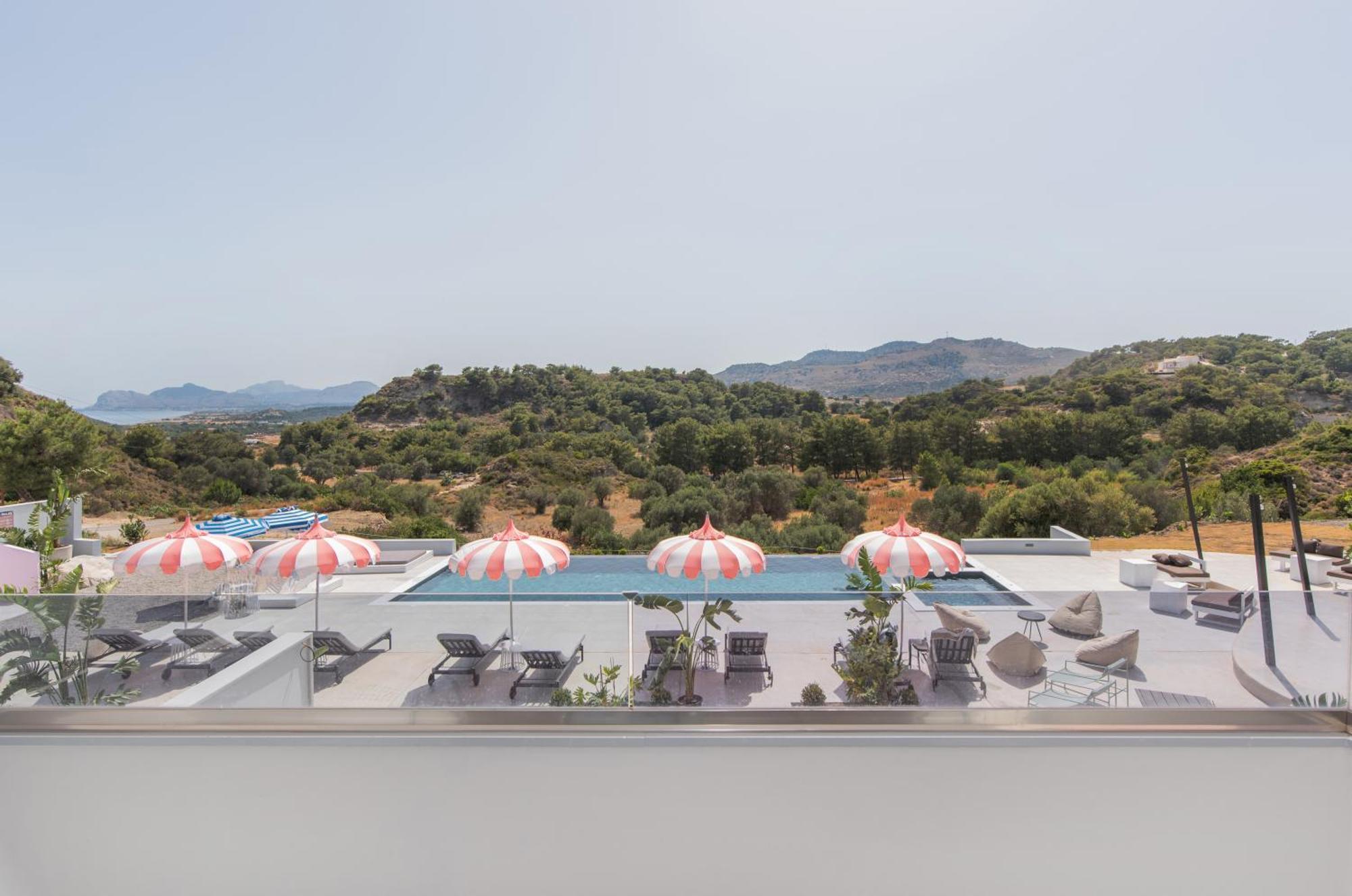 Junior Suite mit Poolblick