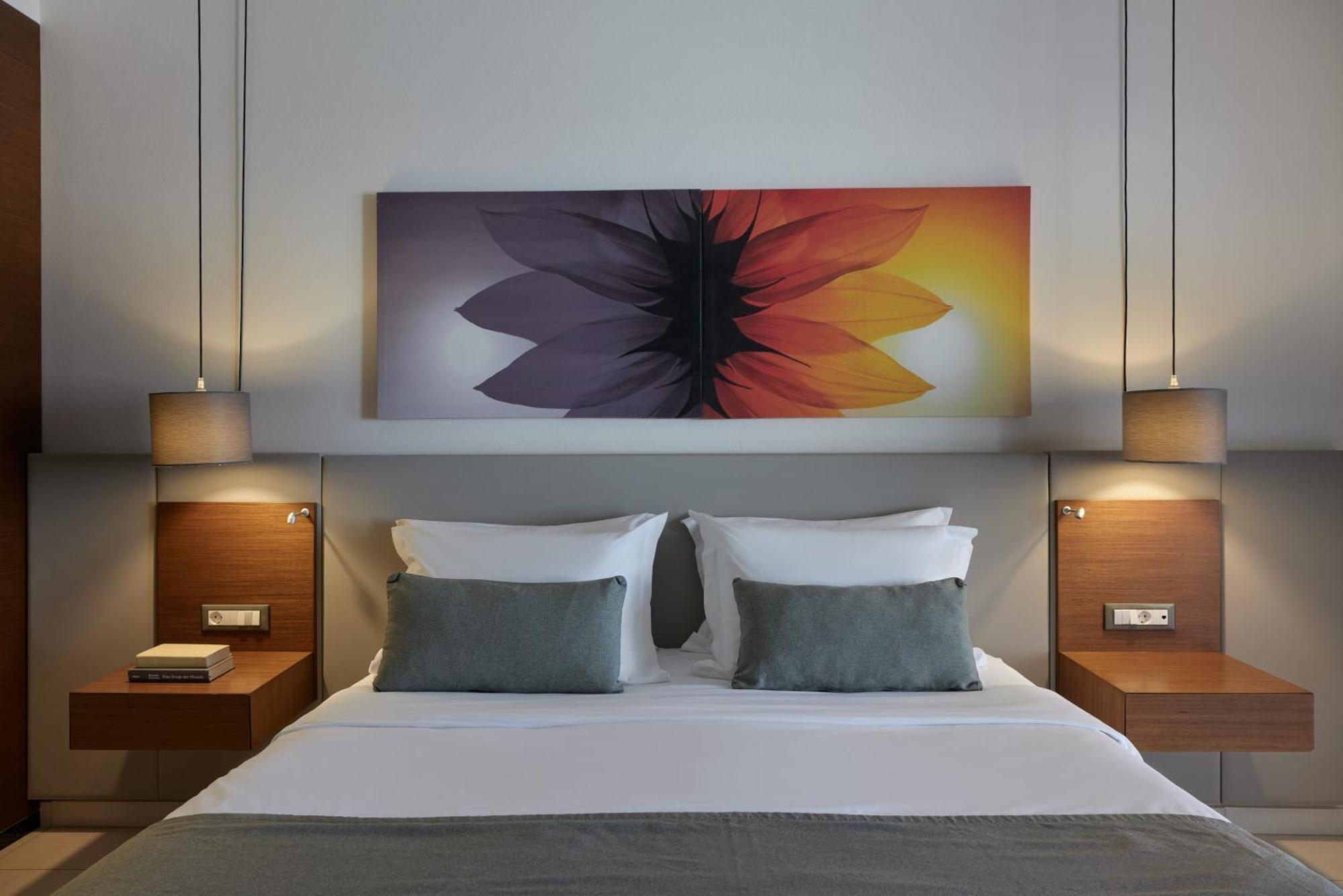 Superior Room Lagoon View,1642385417:JPEG