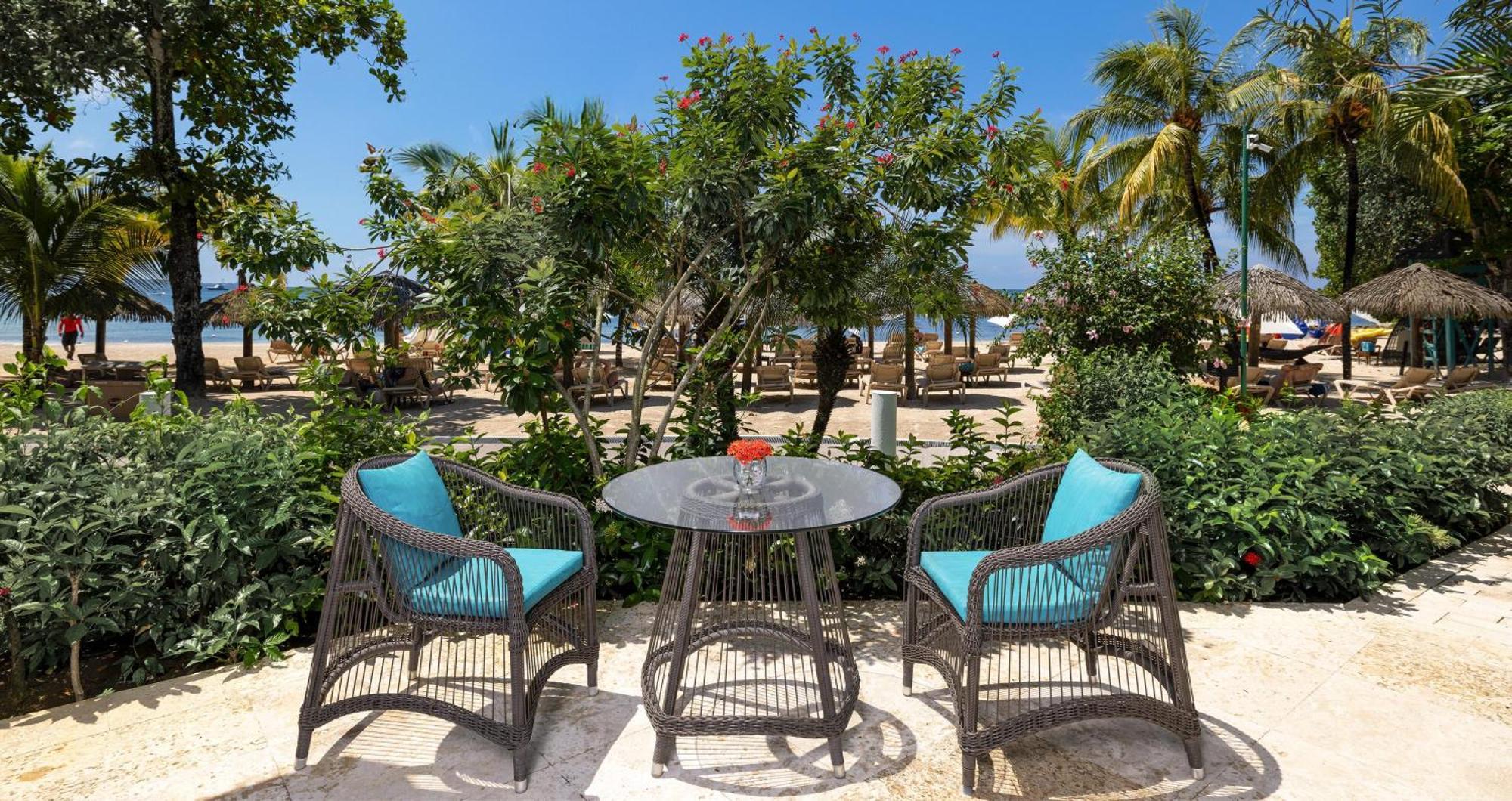 Hochzeitssuite in Villa am Strand auf 2 Etagen mit 1 Schlafzimmer, Butler und tiefer Badewanne