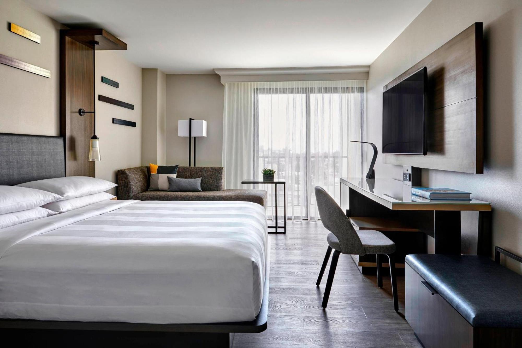 Concierge King Room
