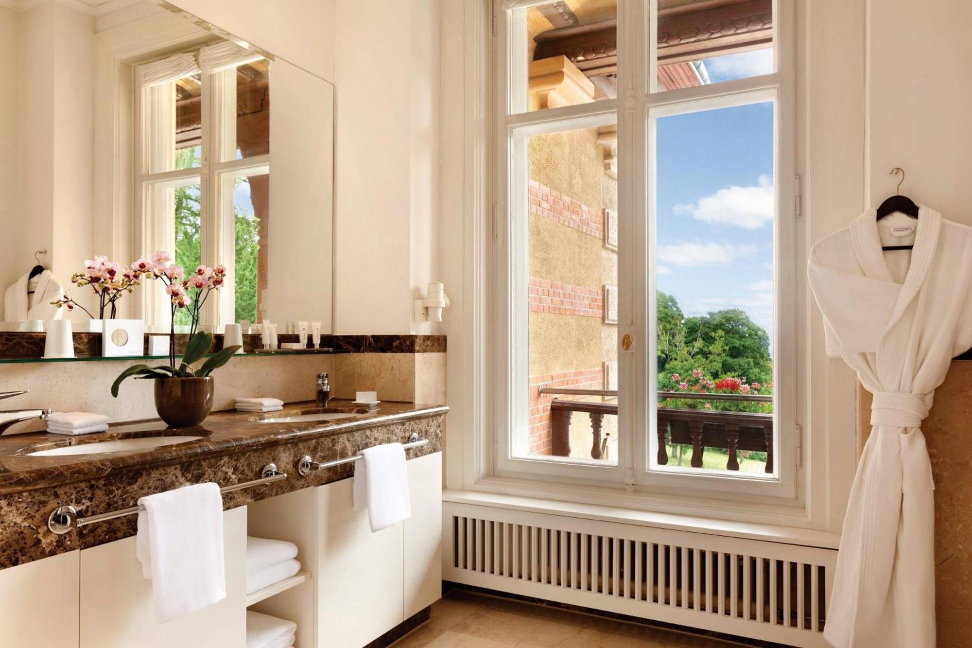 Classic Einzelzimmer mit 1 Doppelbett und Gartenblick - kleineres Zimmer