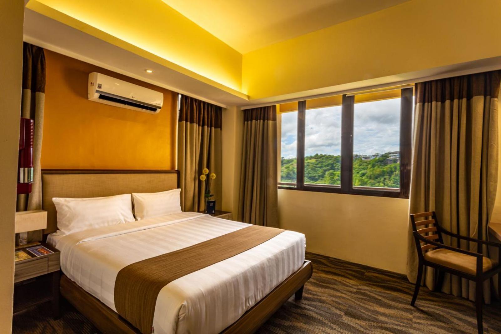 Premier Deluxe Zimmer mit Queensize-Bett und Bergblick