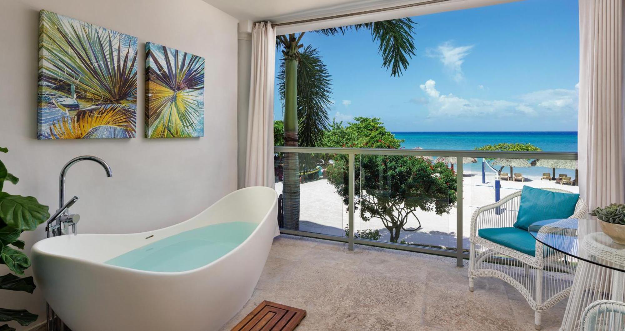 Butler Suite mit 1 Schlafzimmer am Strand mit Entspannungs-Badewanne