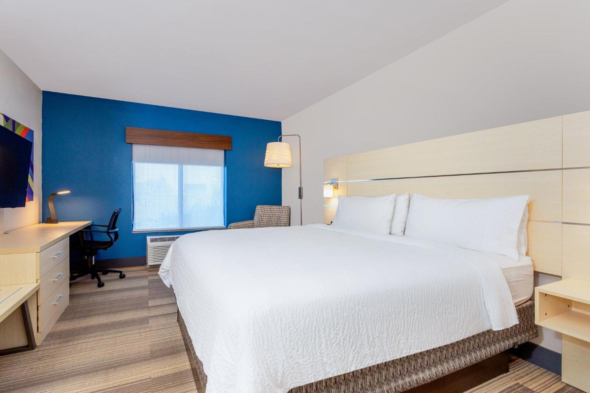 Standard Zimmer mit Kingsize-Bett