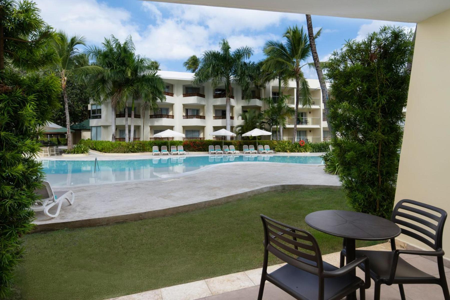 Premium Junior Suite mit Poolblick