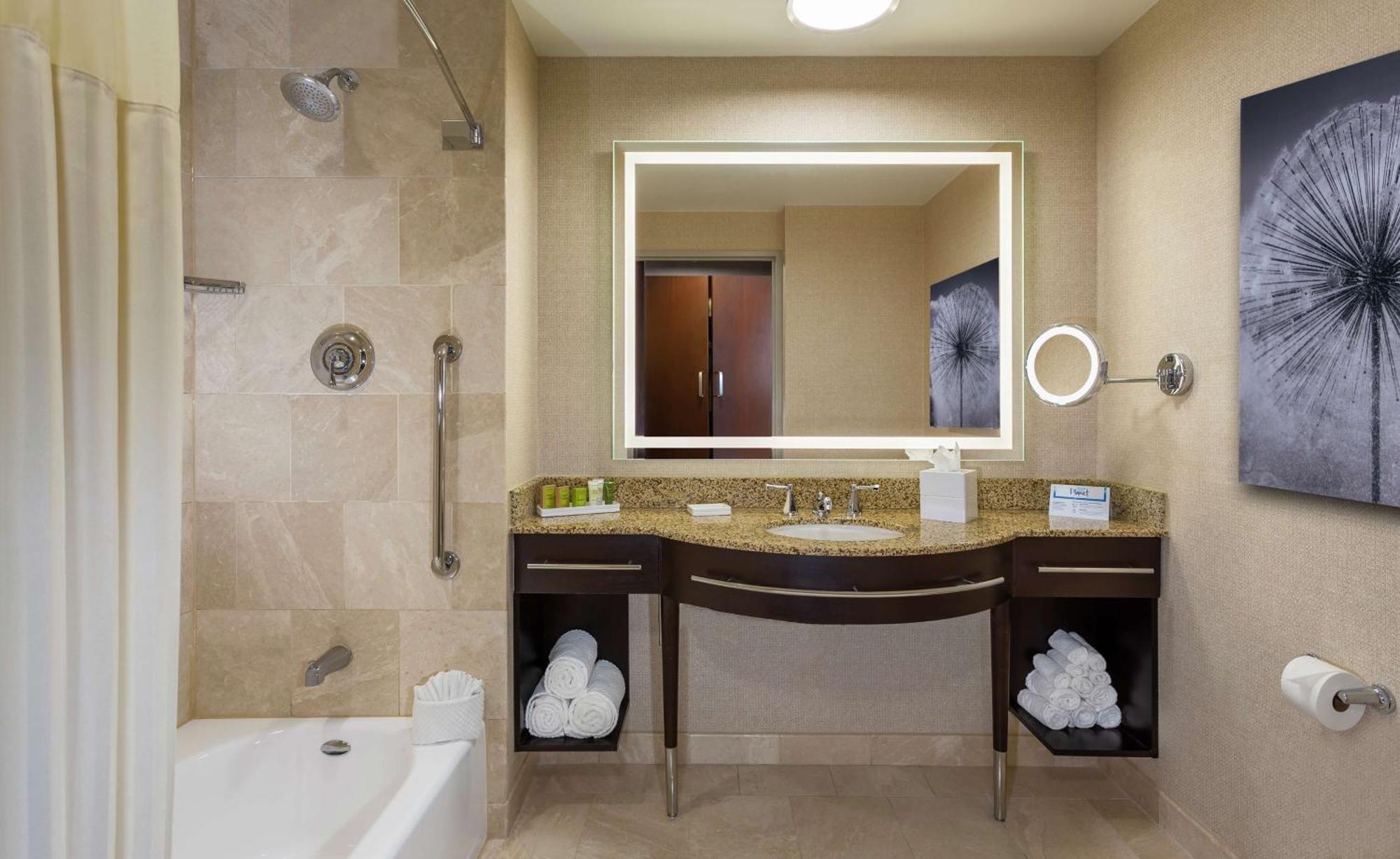 Executive Floor Queen Room Two Queen Beds Disability Access