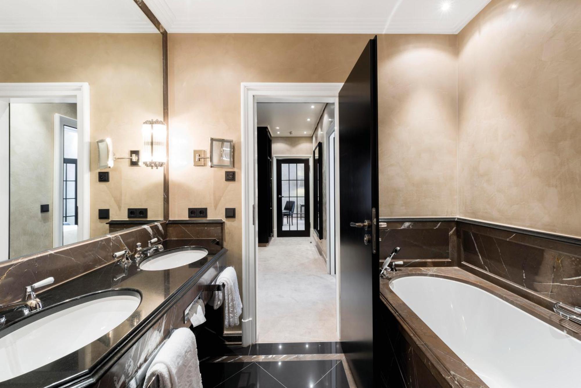 Junior Suite,1662977657:JPEG