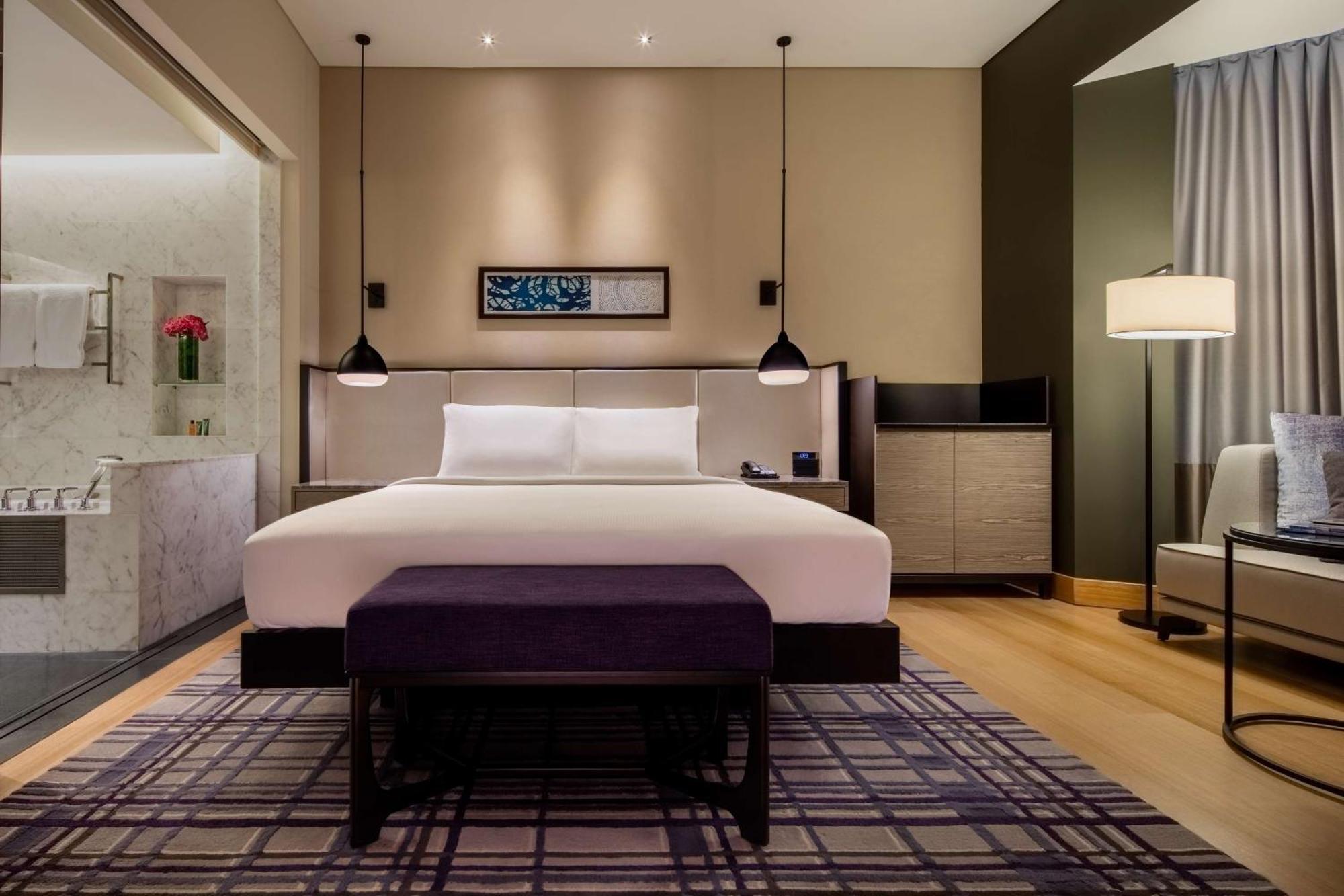 Deluxe Zimmer mit Kingsize-Bett