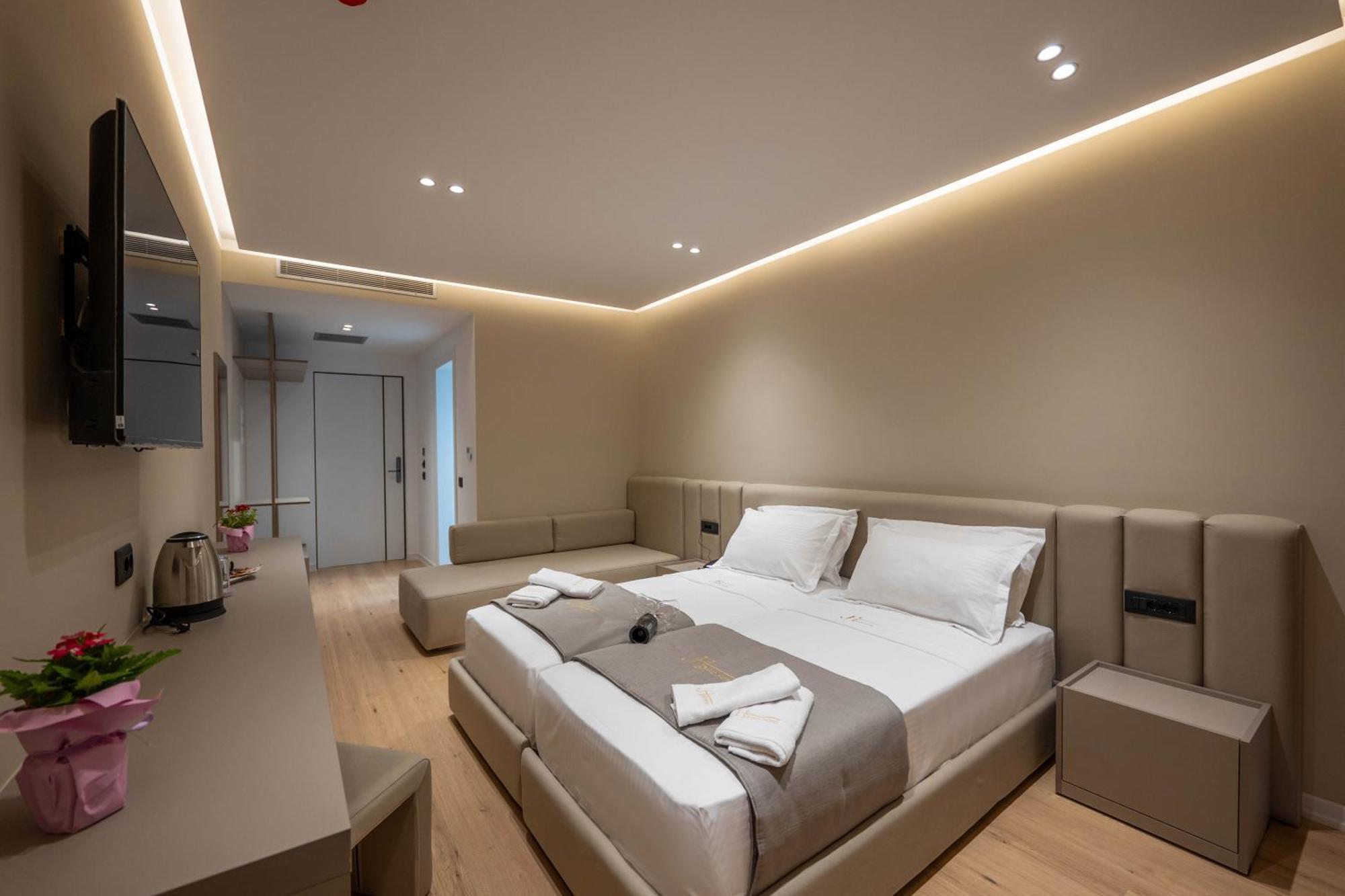 Dreibettzimmer mit Meerblick