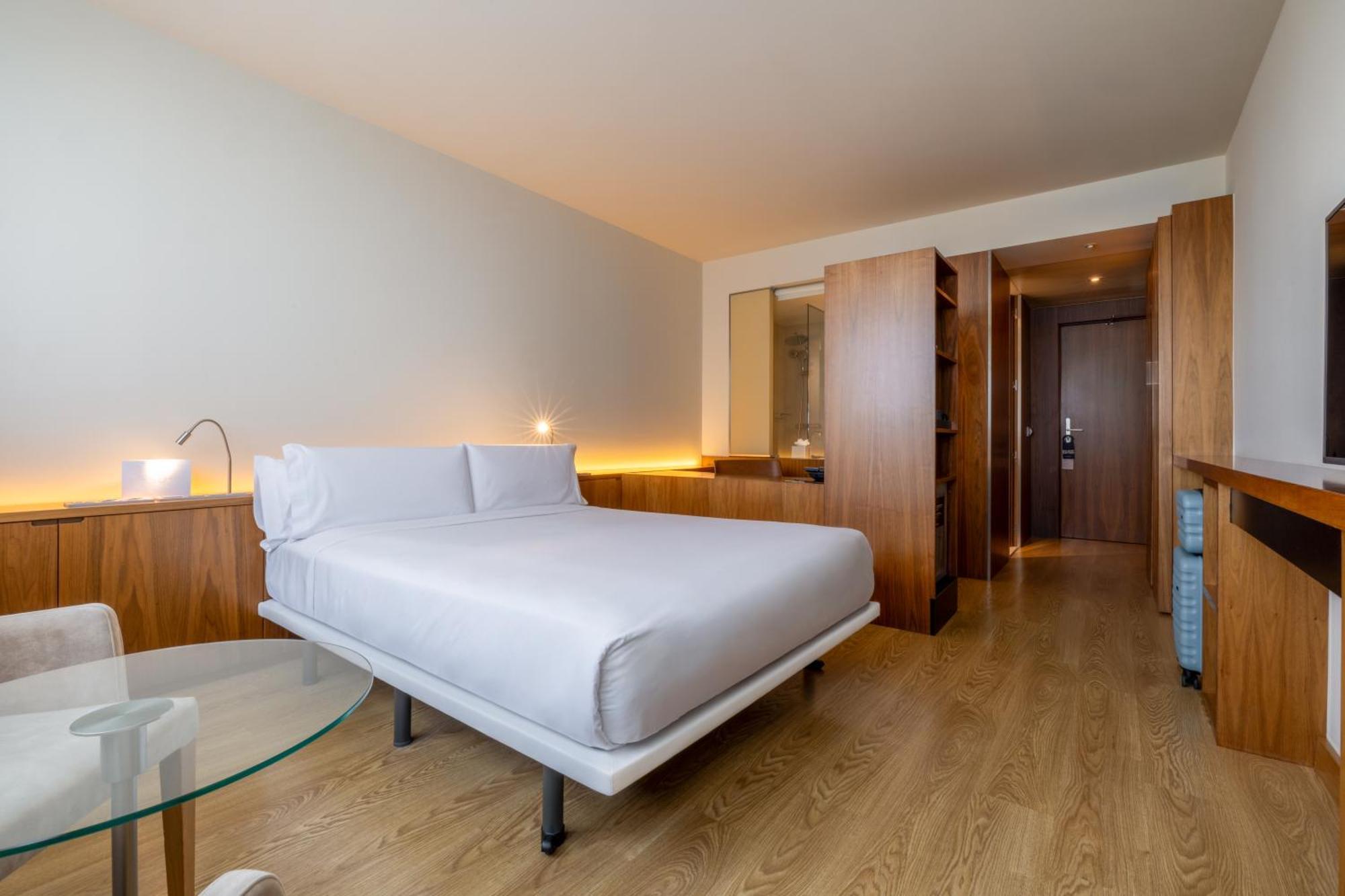 Doppel- oder Zweibettzimmer