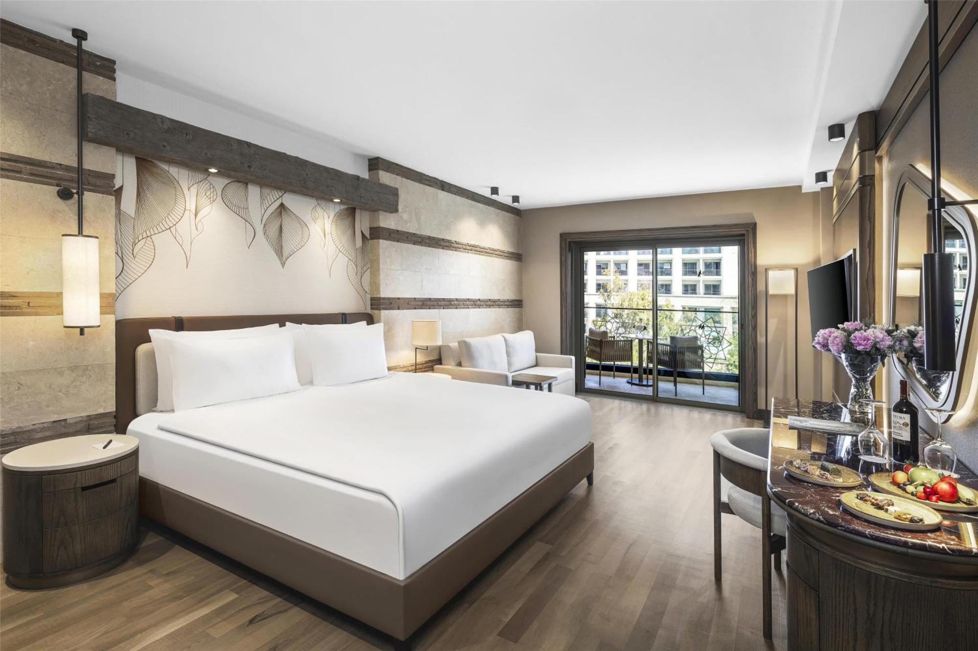 Superior Zimmer mit Kingsize-Bett und Gartenblick