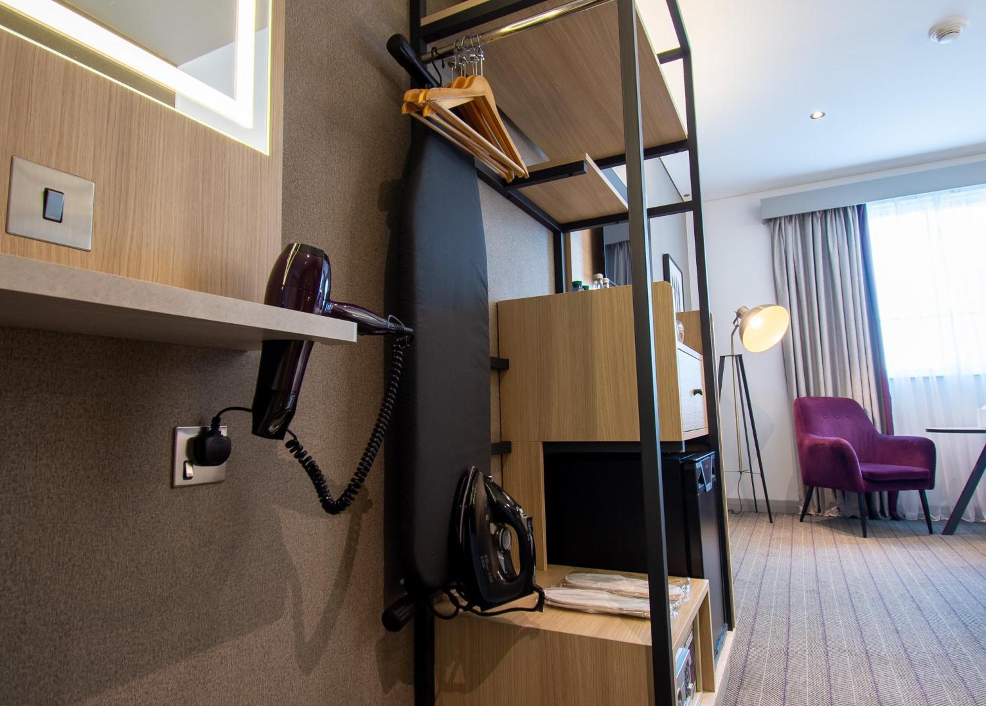 Premier Plus Doppelzimmer – Nichtraucher – exklusiver Boden, Schlafspray und Willkommensleckereien!