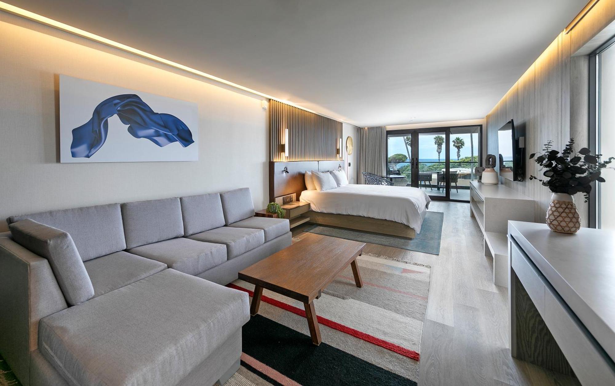 ALL NEW Shores VIP Corner Suite