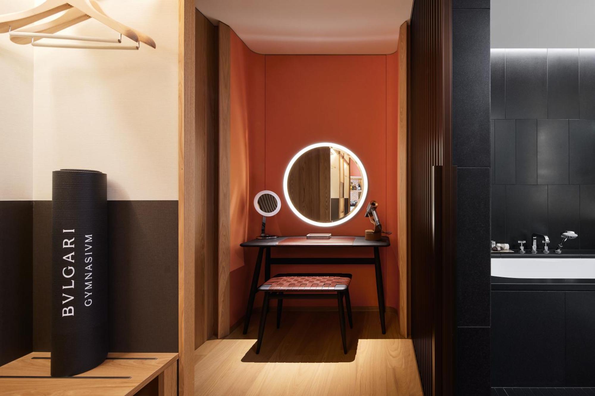 Premium Doppelzimmer mit 2 Doppelbetten und Gartenblick