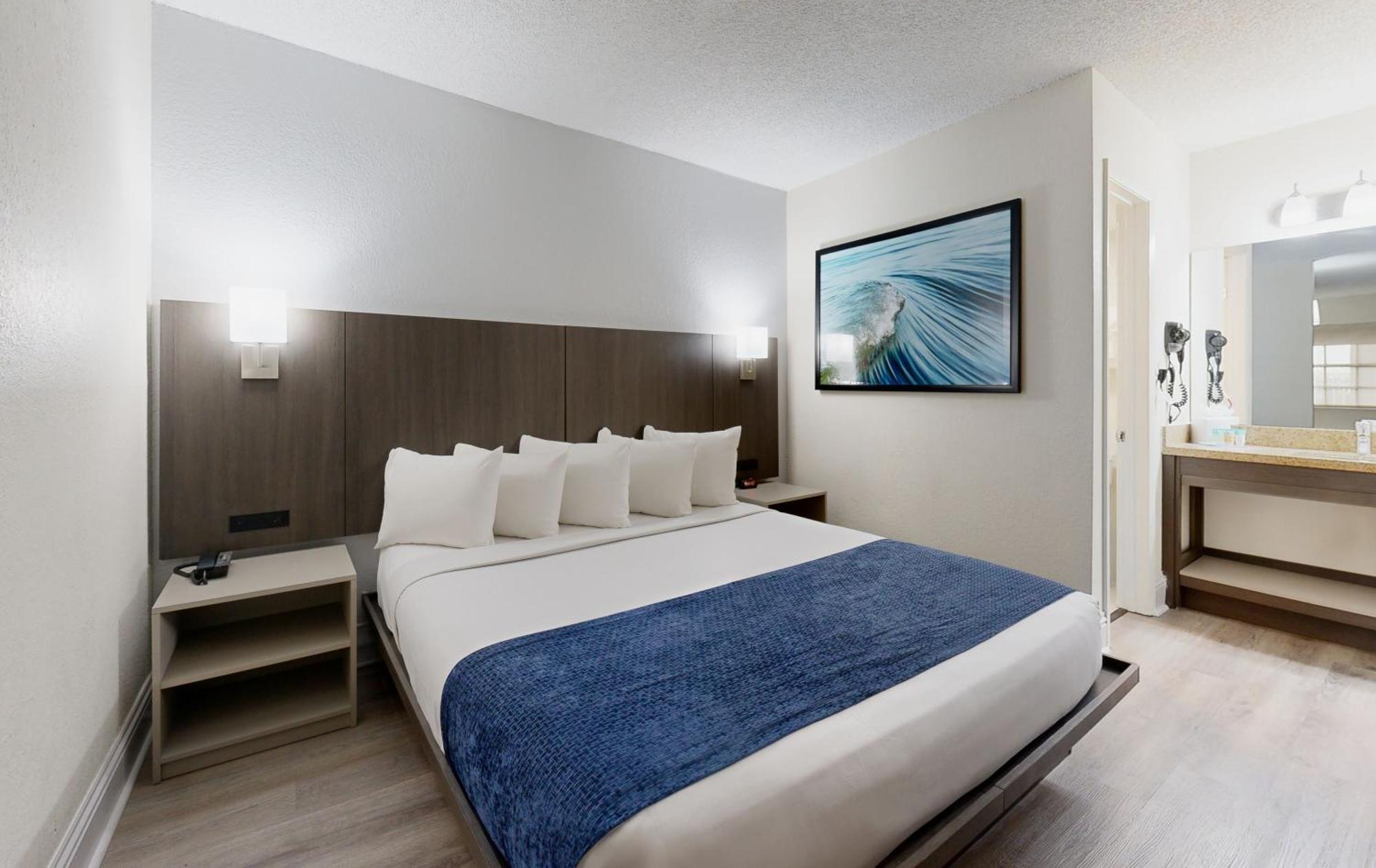 Premium King Suite