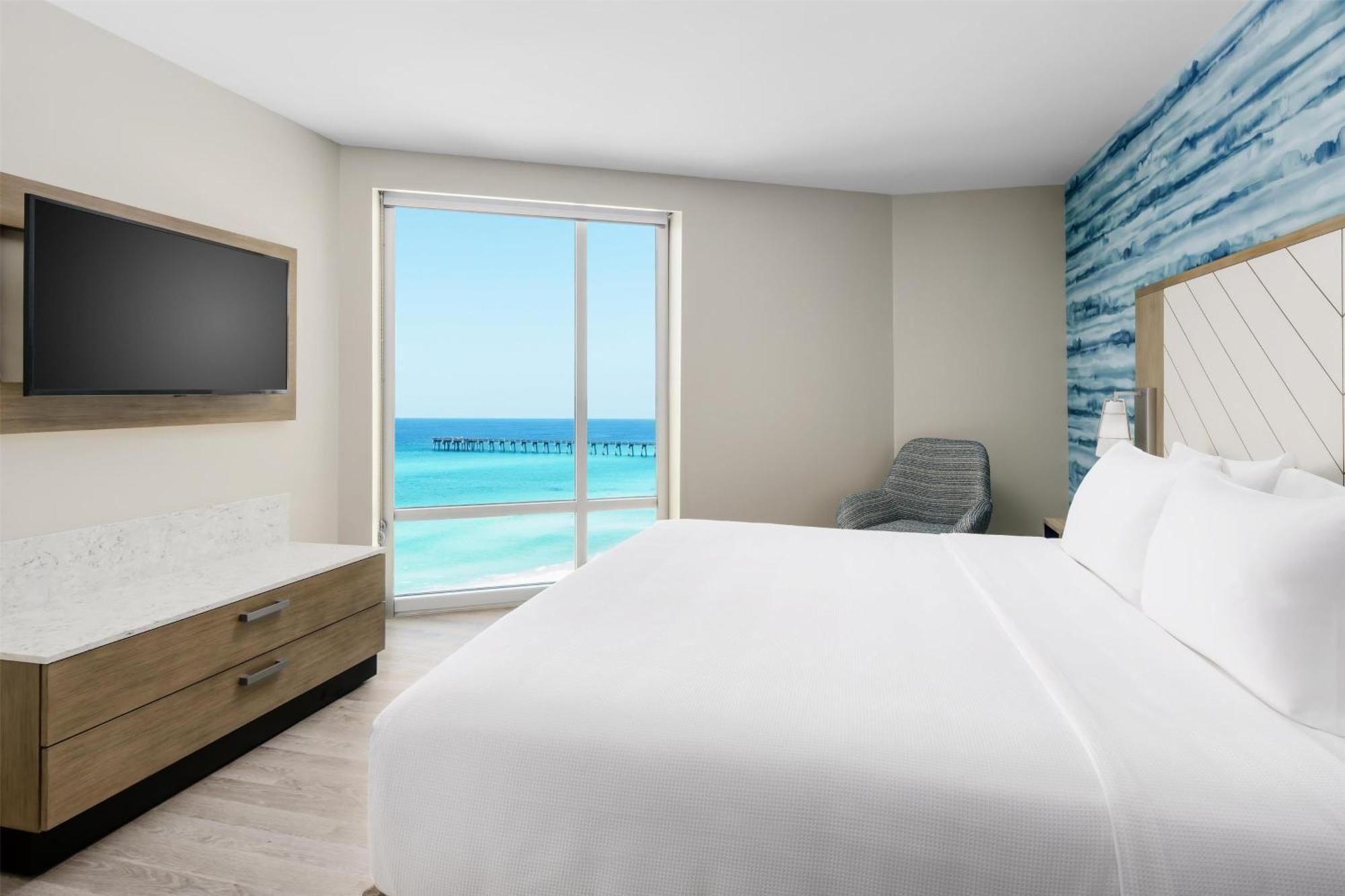 One-Bedroom King Suite Balcony Gulf View