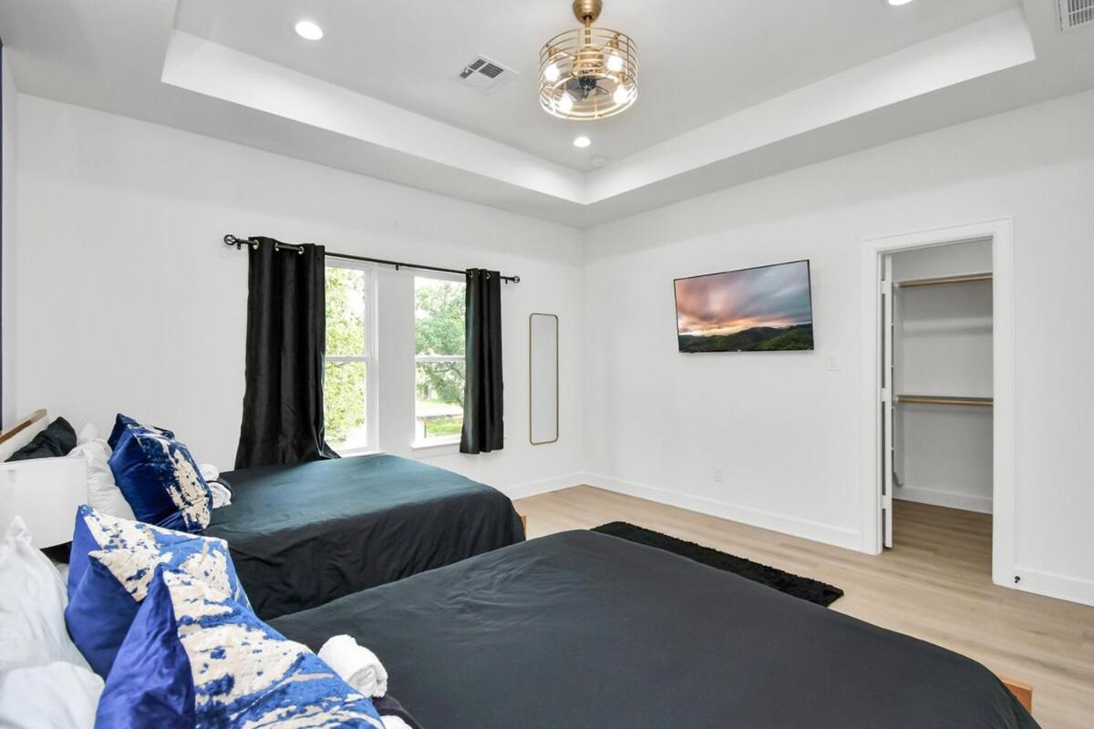 Six-Bedroom House