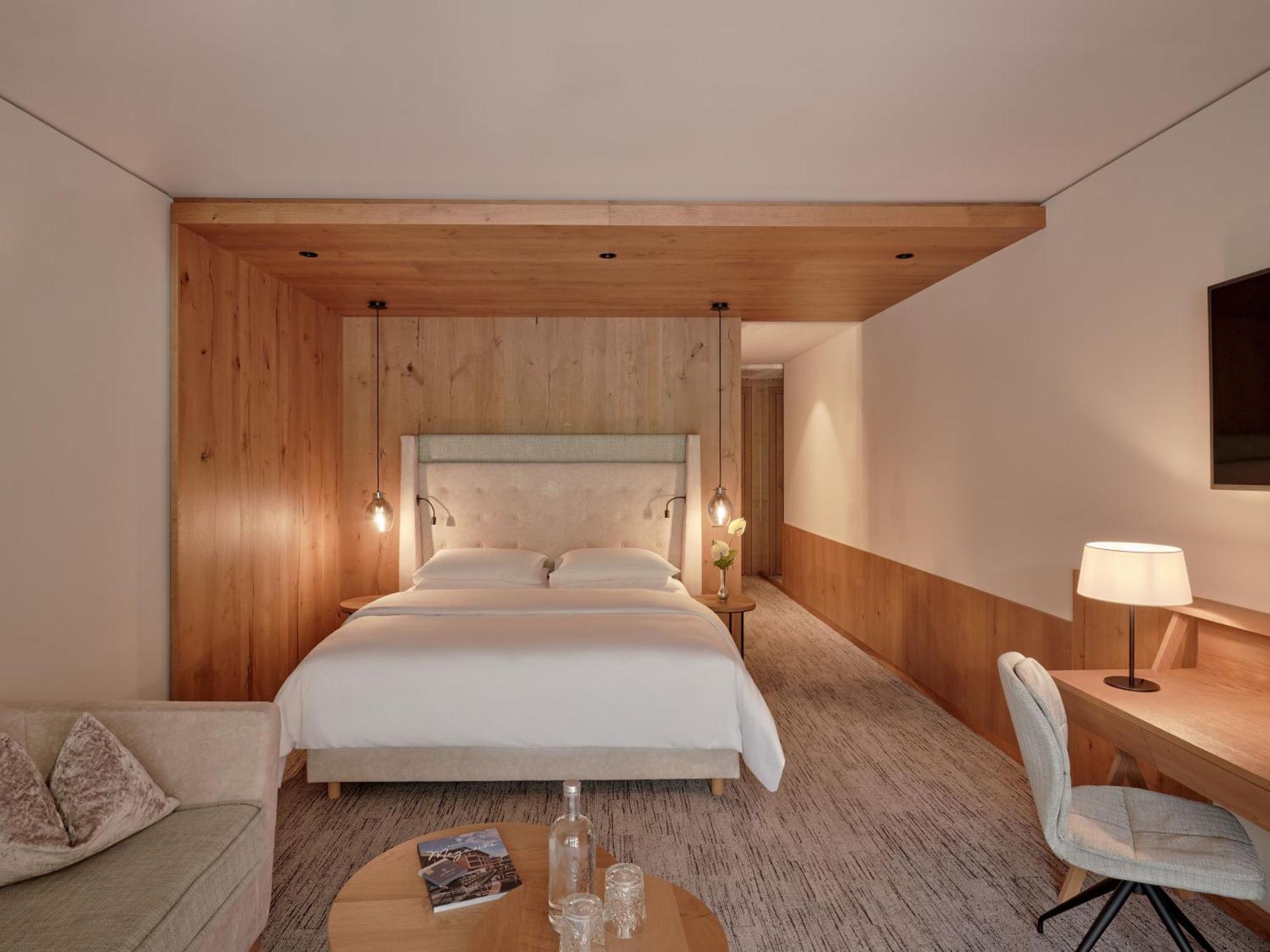 Junior Suite Deluxe,1687453385:JPEG