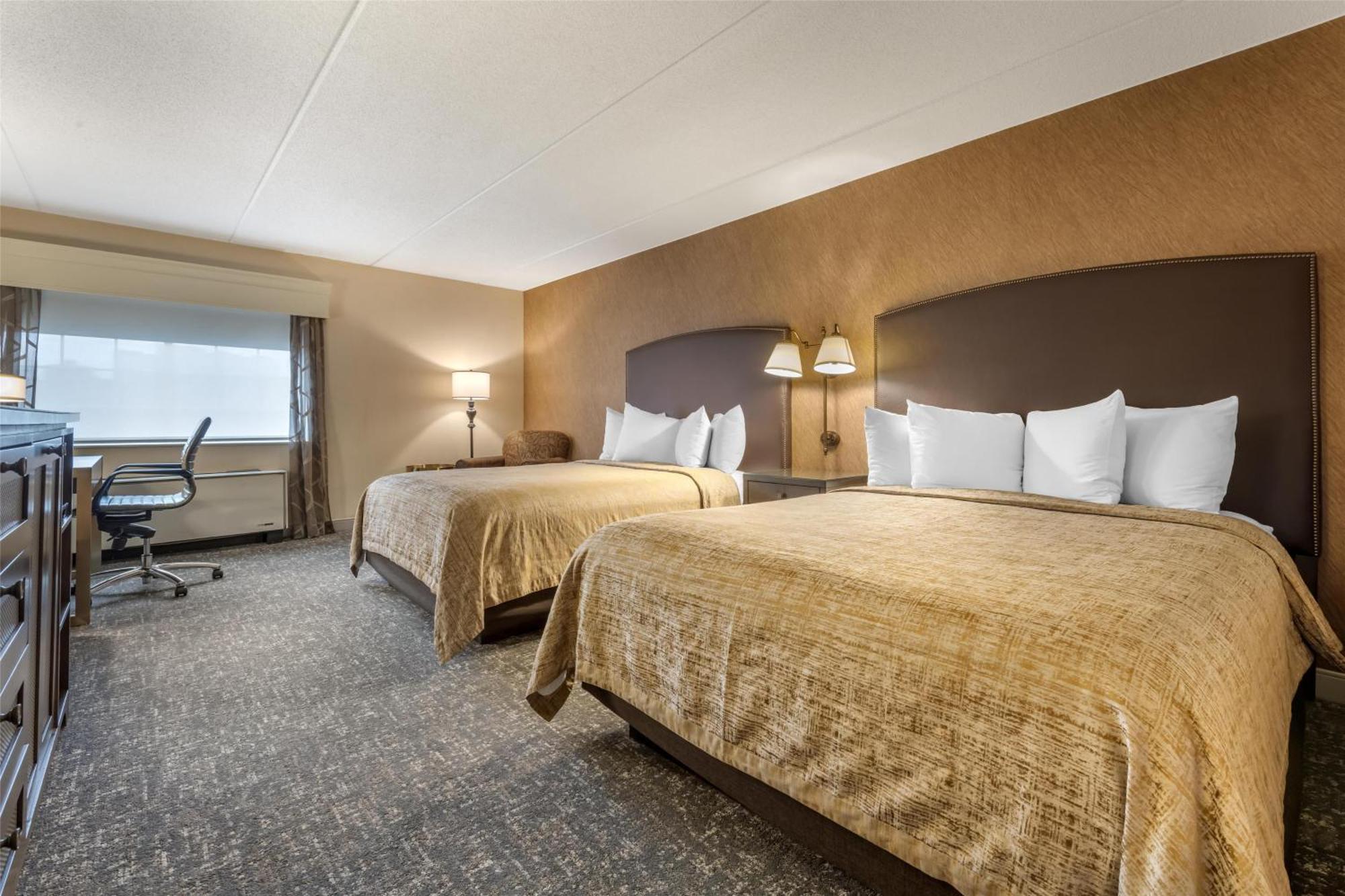 Deluxe Queen Room Two Queen Beds Non Smoking