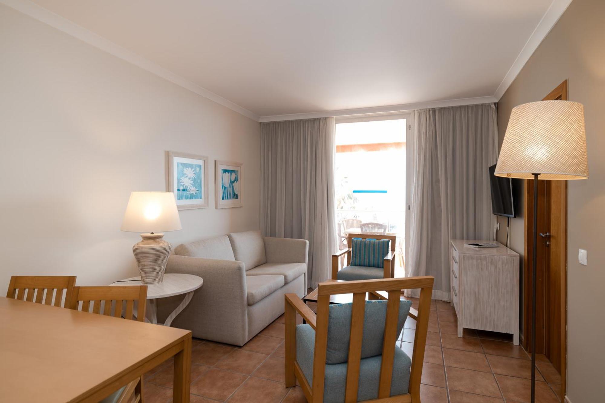 Superior Suite mit Meerblick (2 Erwachsene und 2 Kinder)