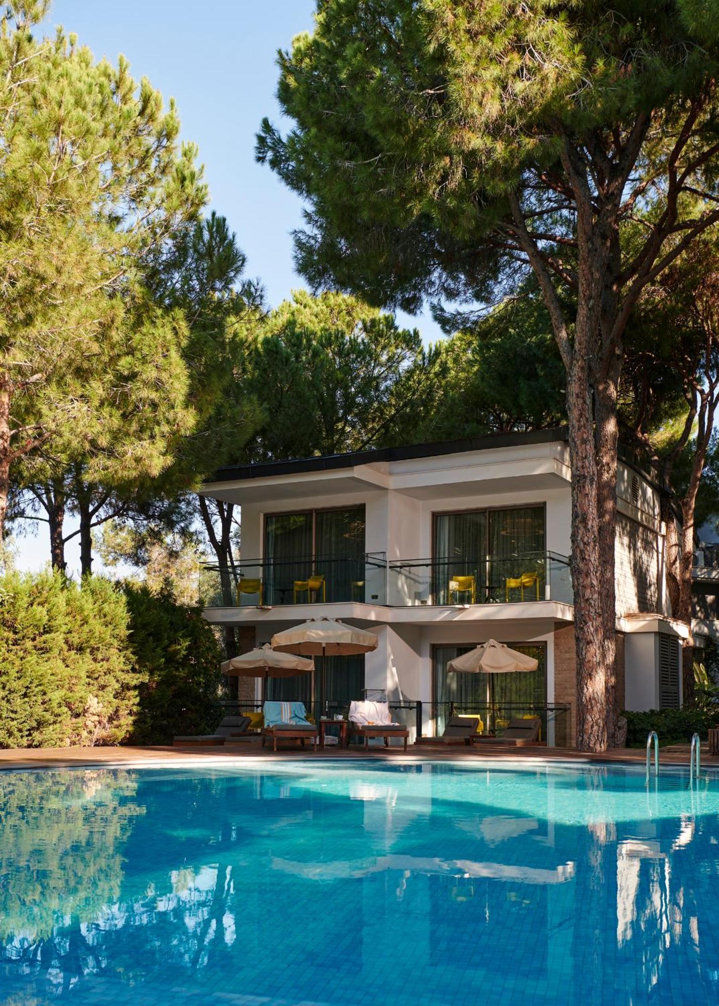 Swim-Up-Maisonette an der Lagune