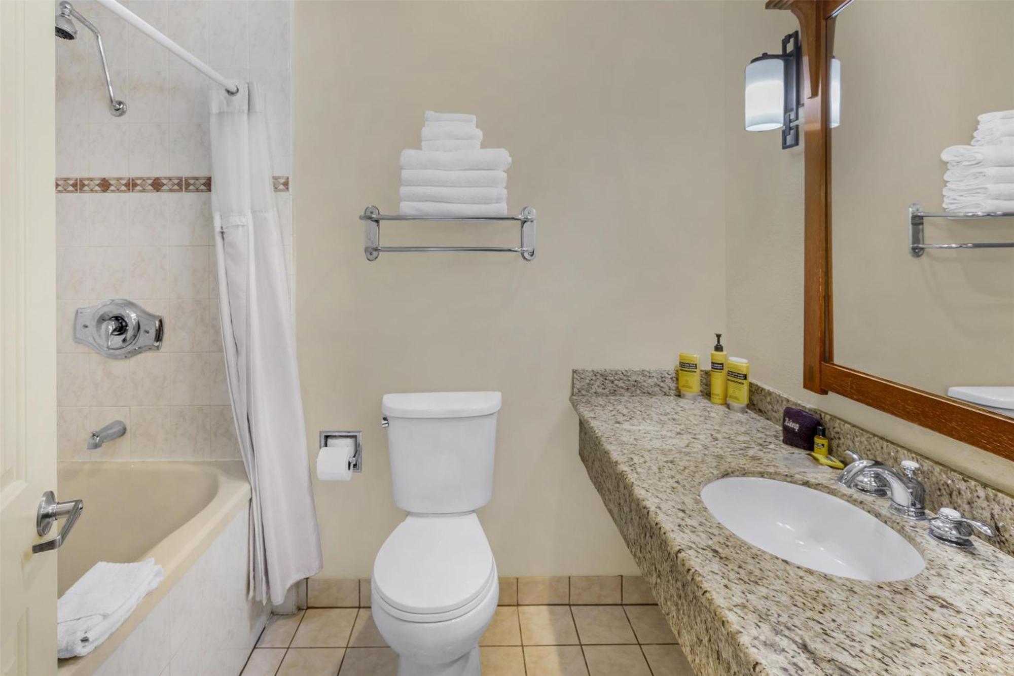 King Suite Spa Bath Non-Smoking