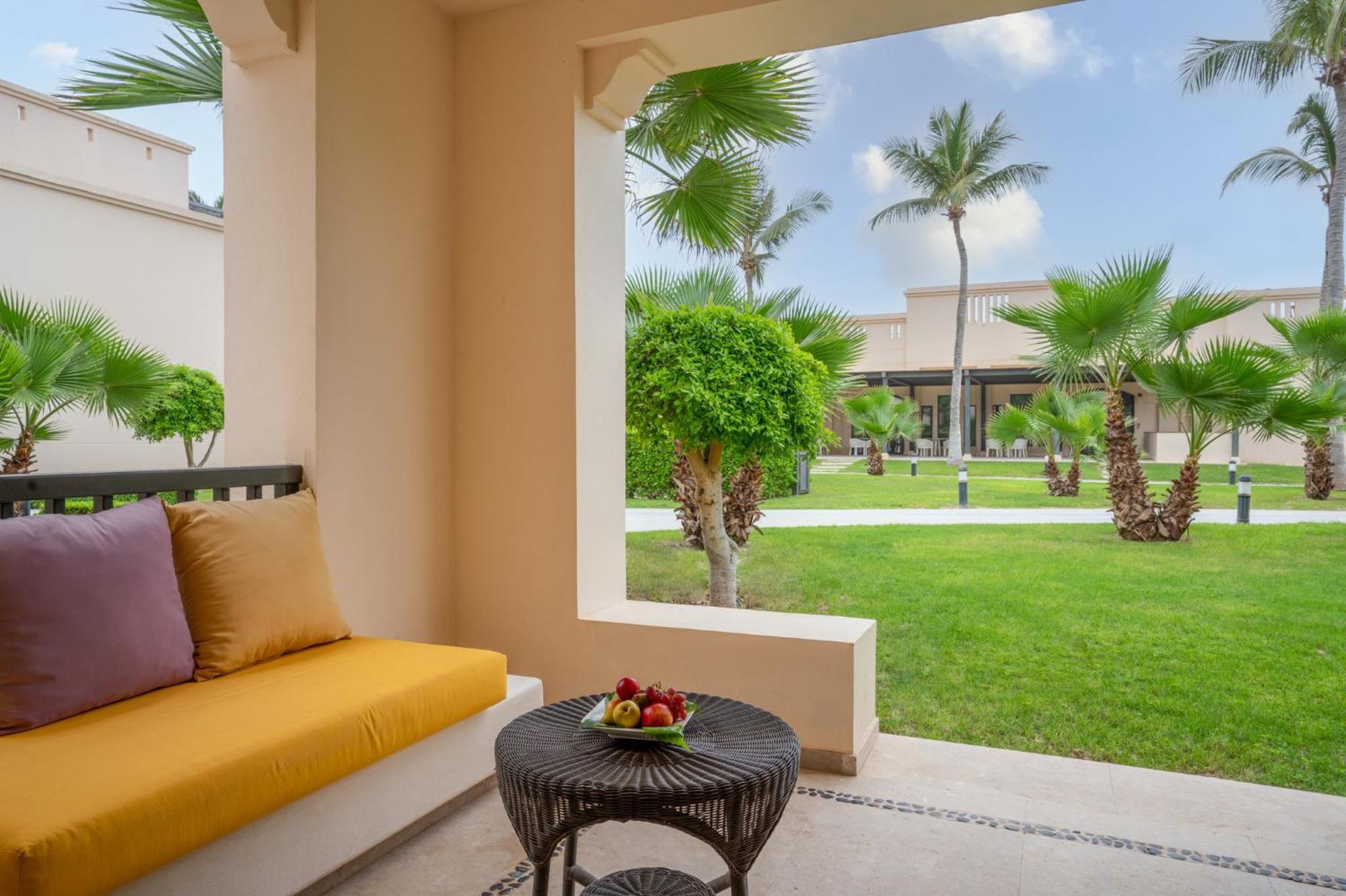 Zimmer mit Gartenblick, Kingsize-Bett und Zugang zum Aquapark