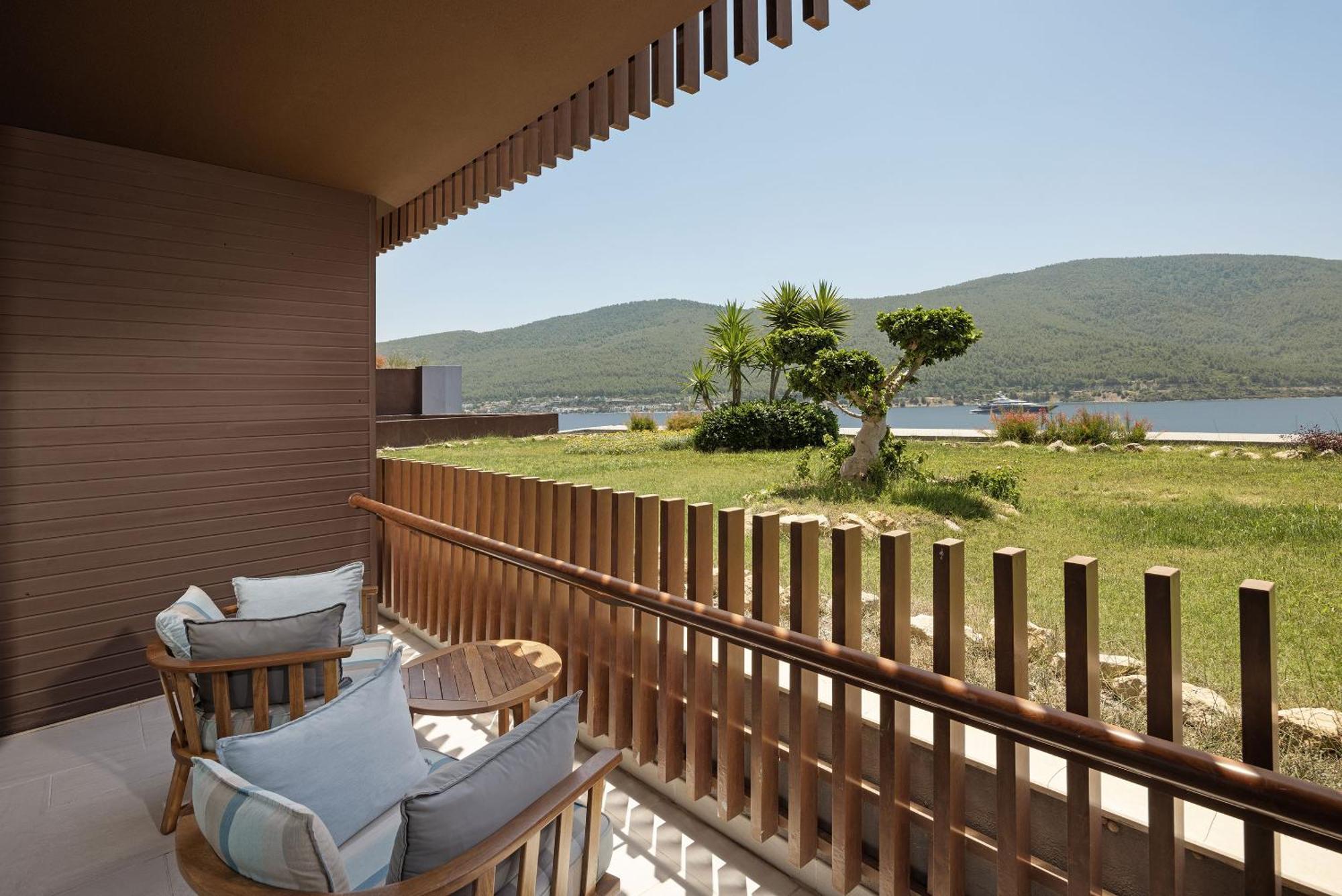 Standard-Zimmer mit eingeschränktem Meerblick