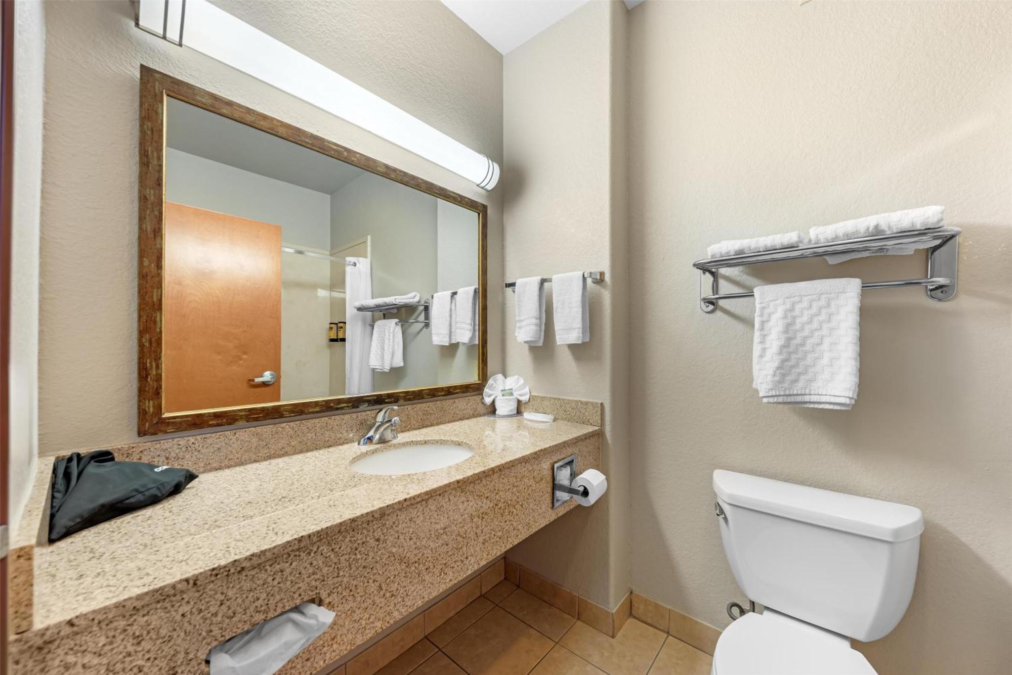 Queen Suite Two Queen Beds Non-Smoking