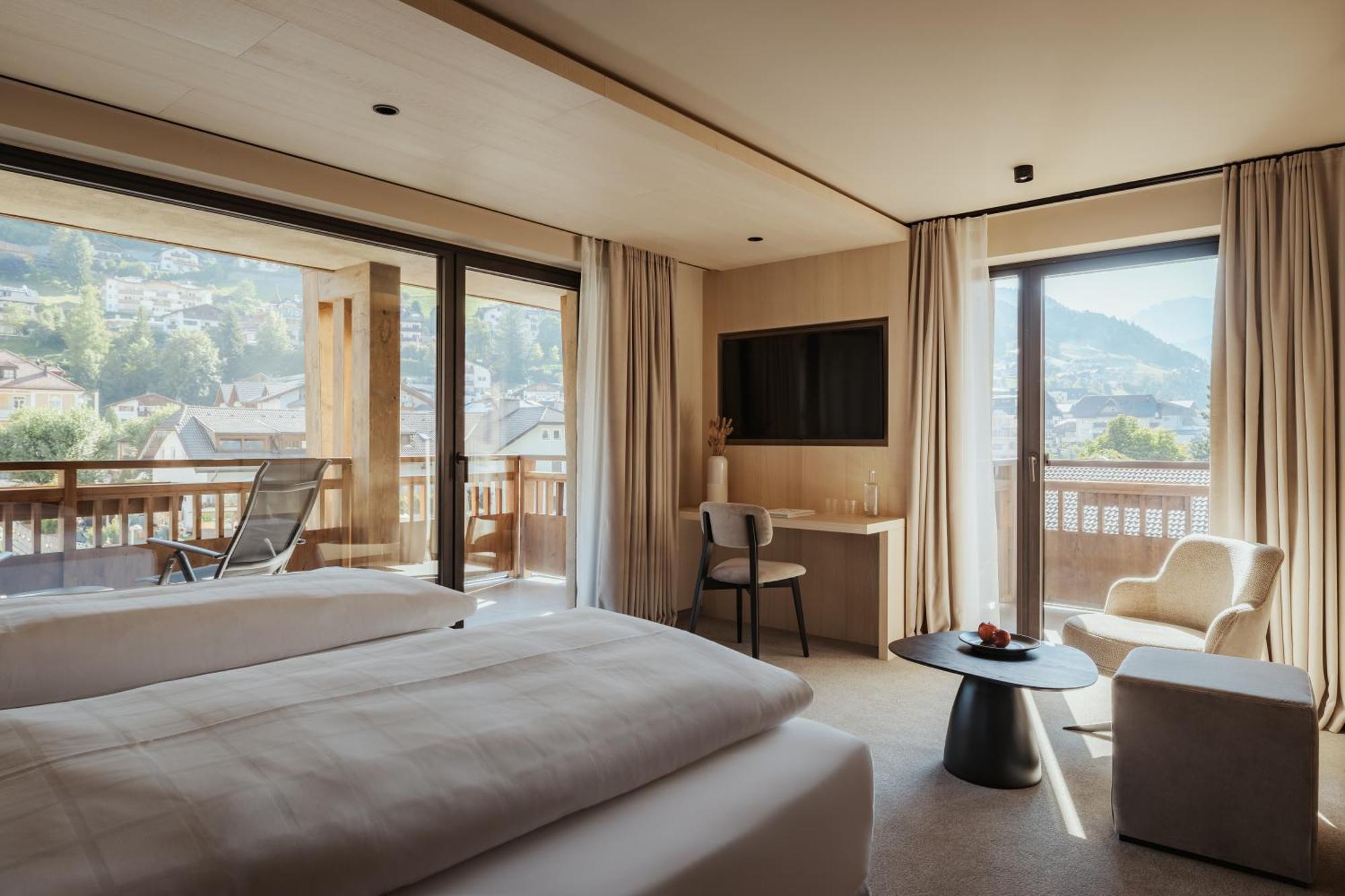 Superior Zimmer mit Kingsize-Bett