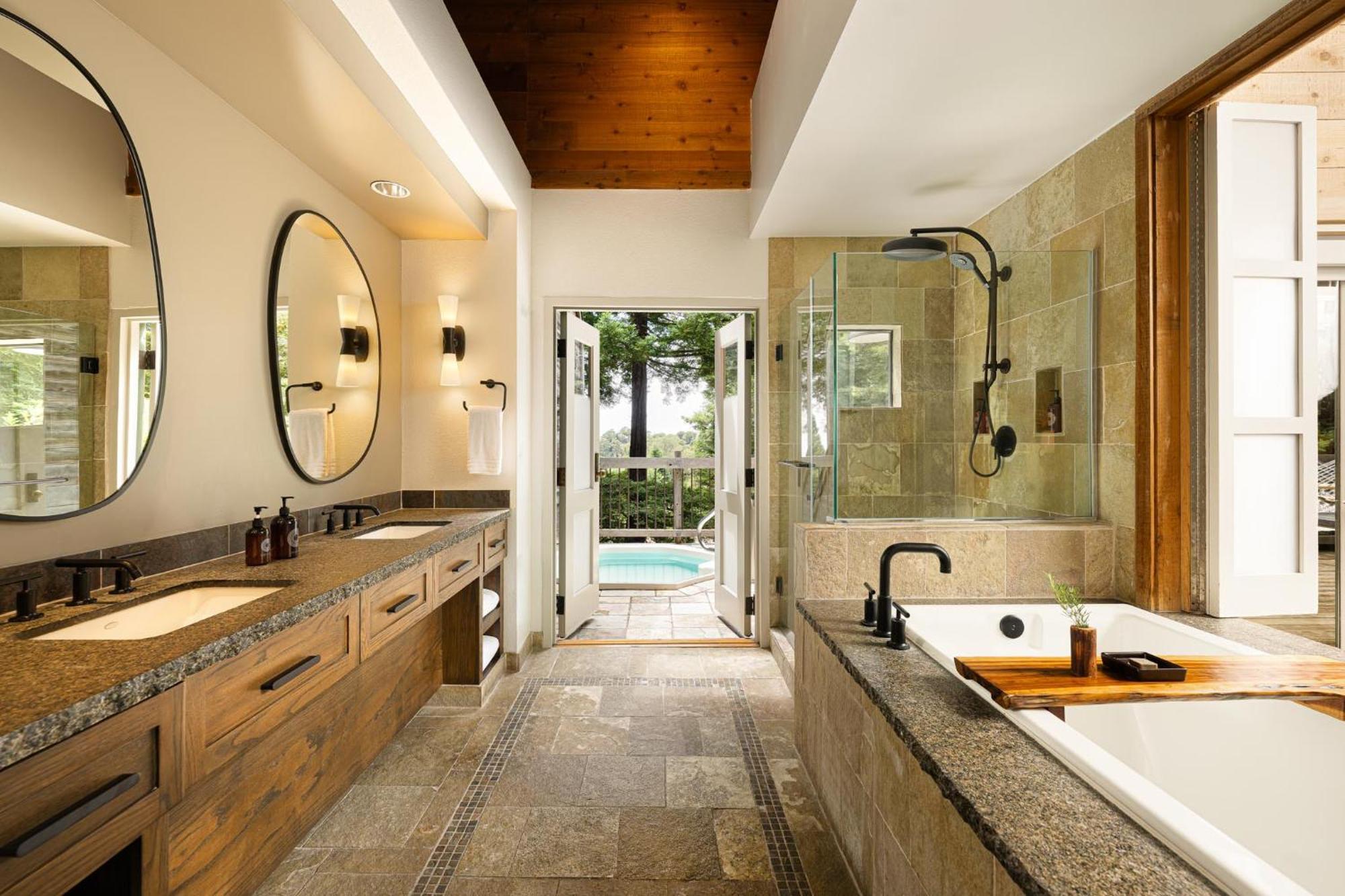 Suite mit Whirlpool