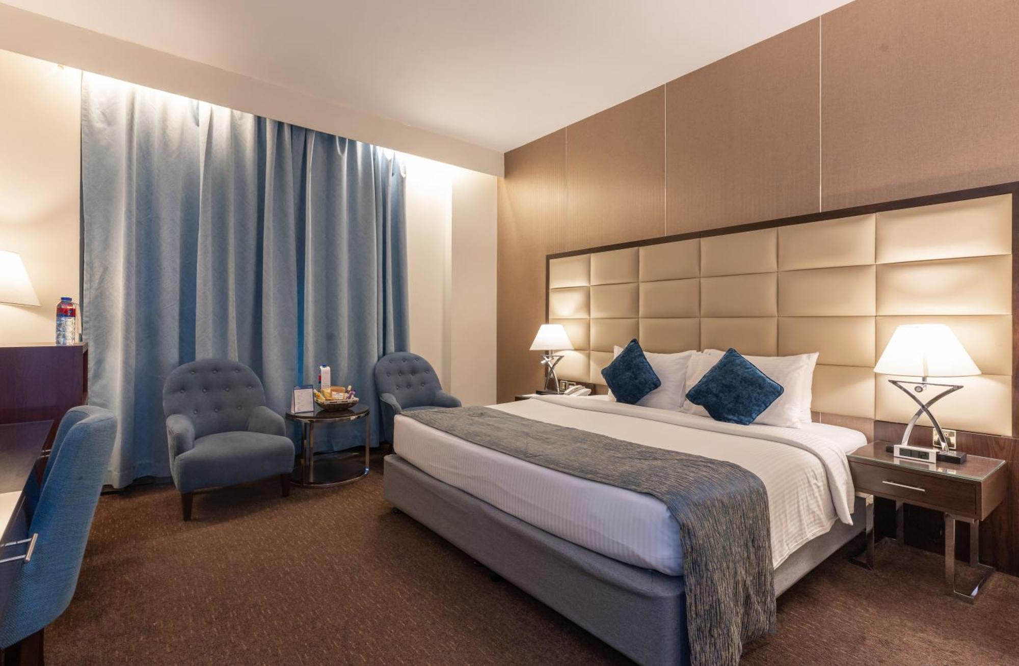 Standard Zimmer mit Queensize-Doppelbett für Nichtraucher