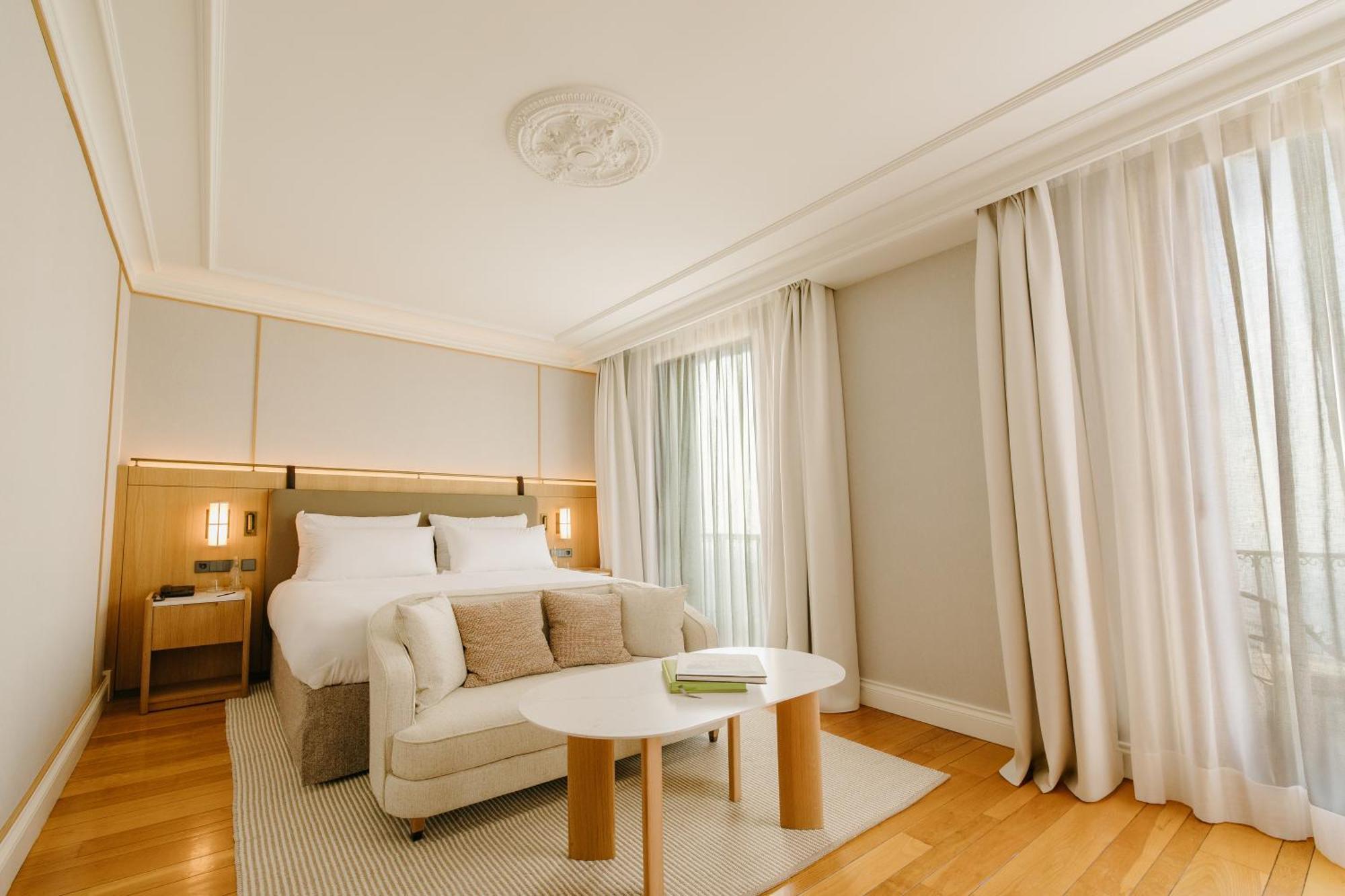 Deluxe Doppel-/Zweibettzimmer
