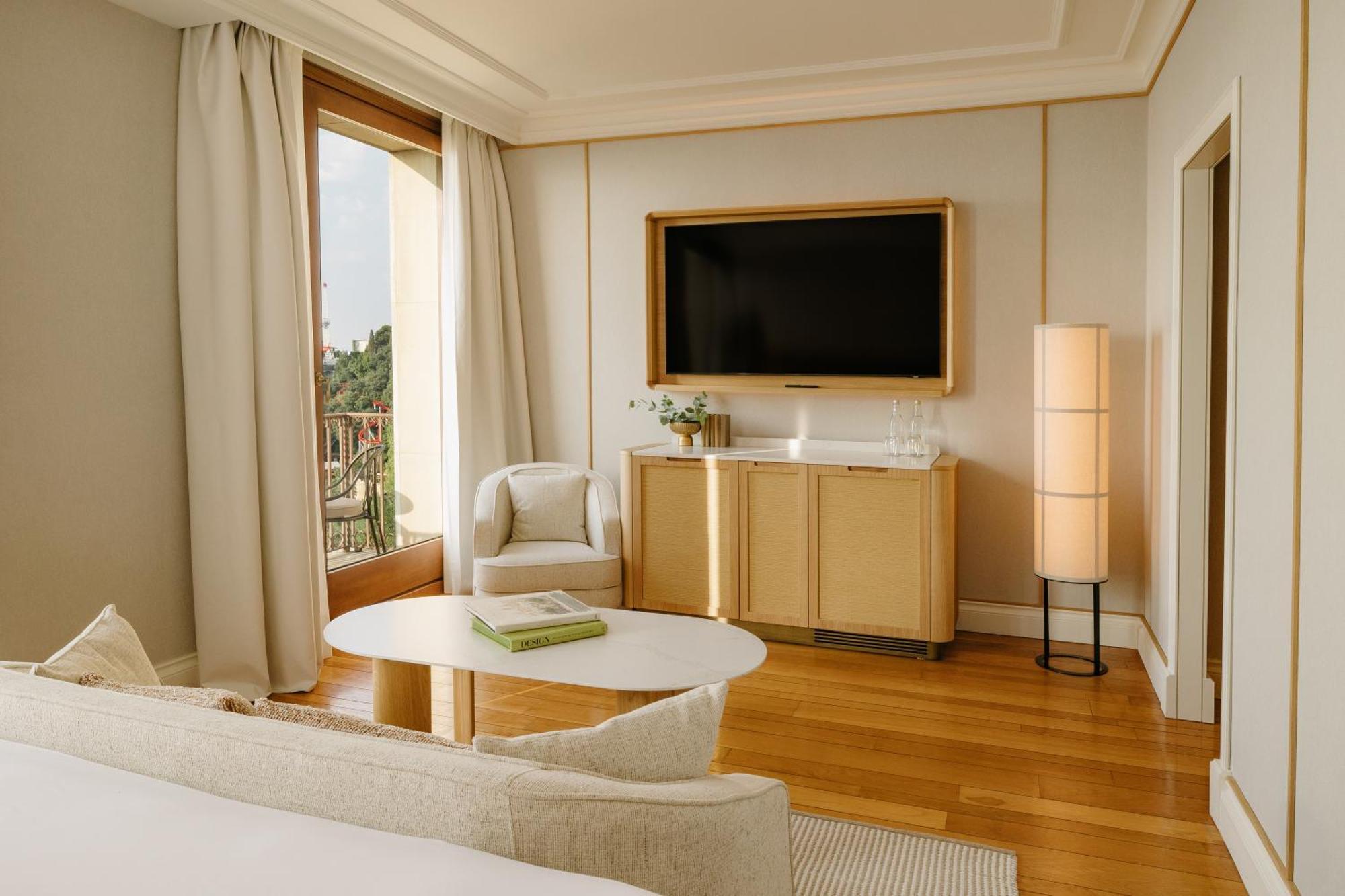 Deluxe Doppel-/Zweibettzimmer mit Meerblick