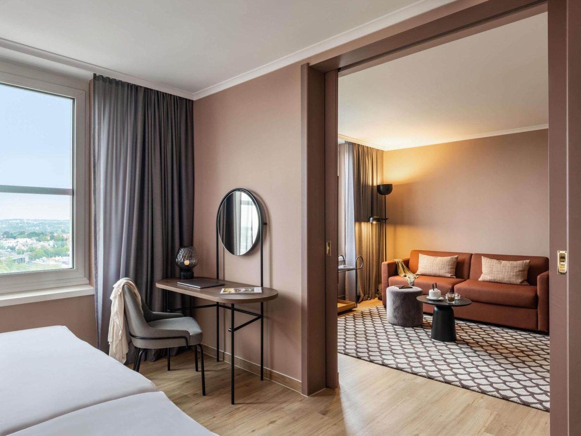 Deluxe Suite