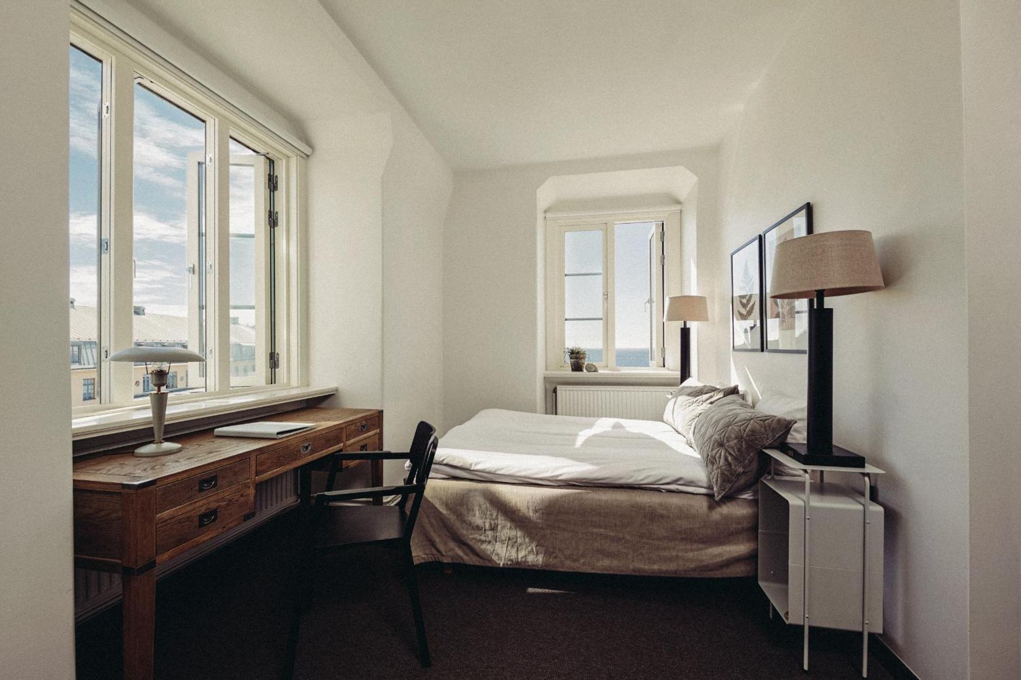 Standard Room with Sea View (140 cm bed) - Excluding Spa