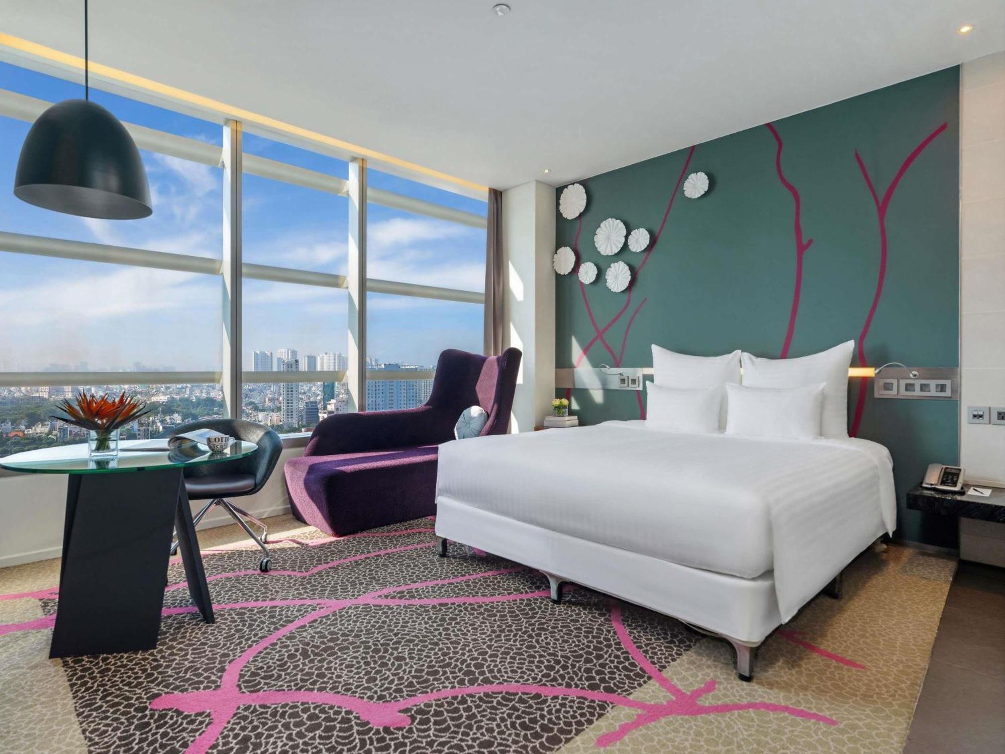 Executive Zimmer Kingsize-Bett und Zugang zur Executive Lounge