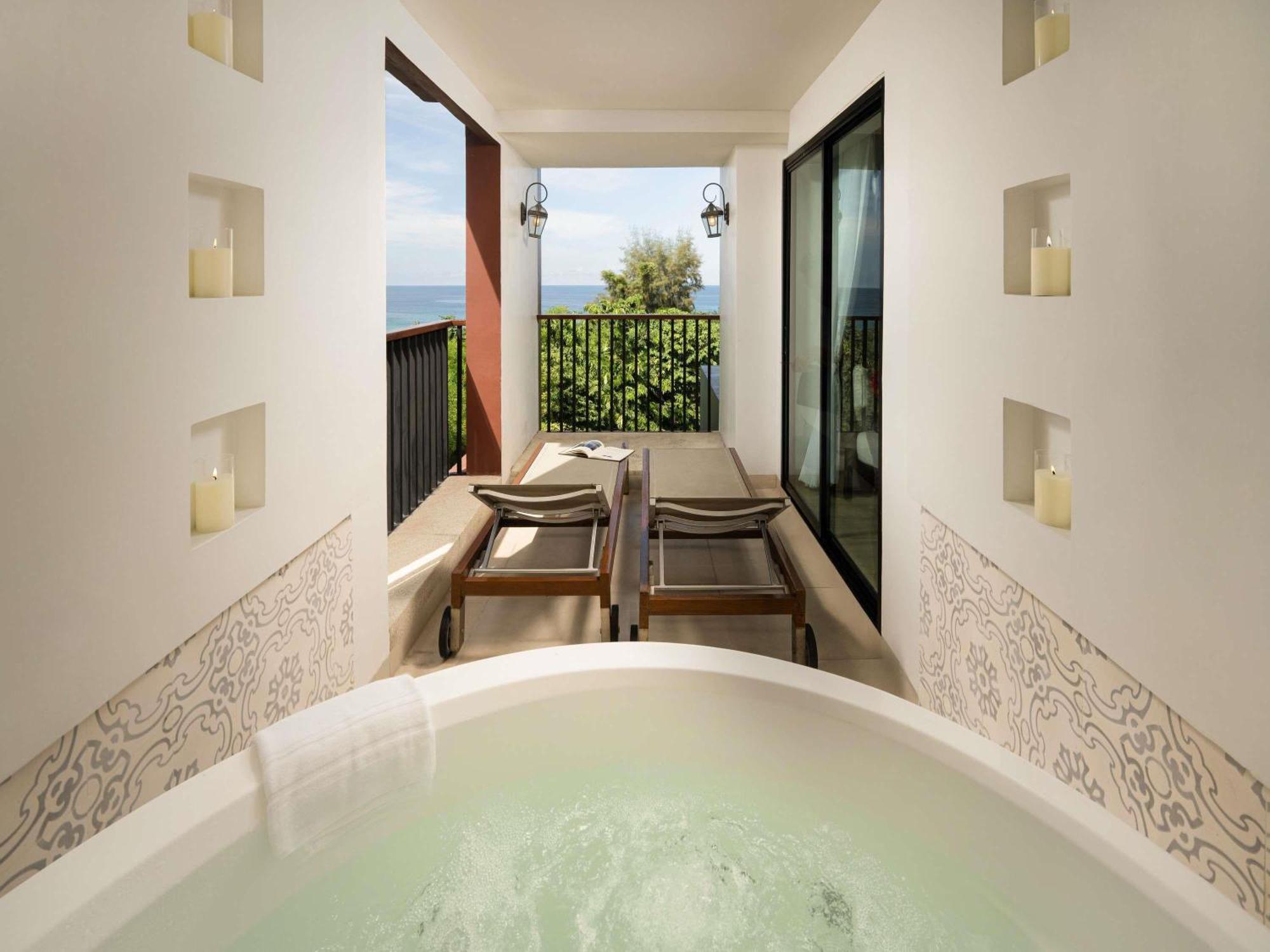 Deluxe Suite mit Whirlpool-Badewanne — Meerblick