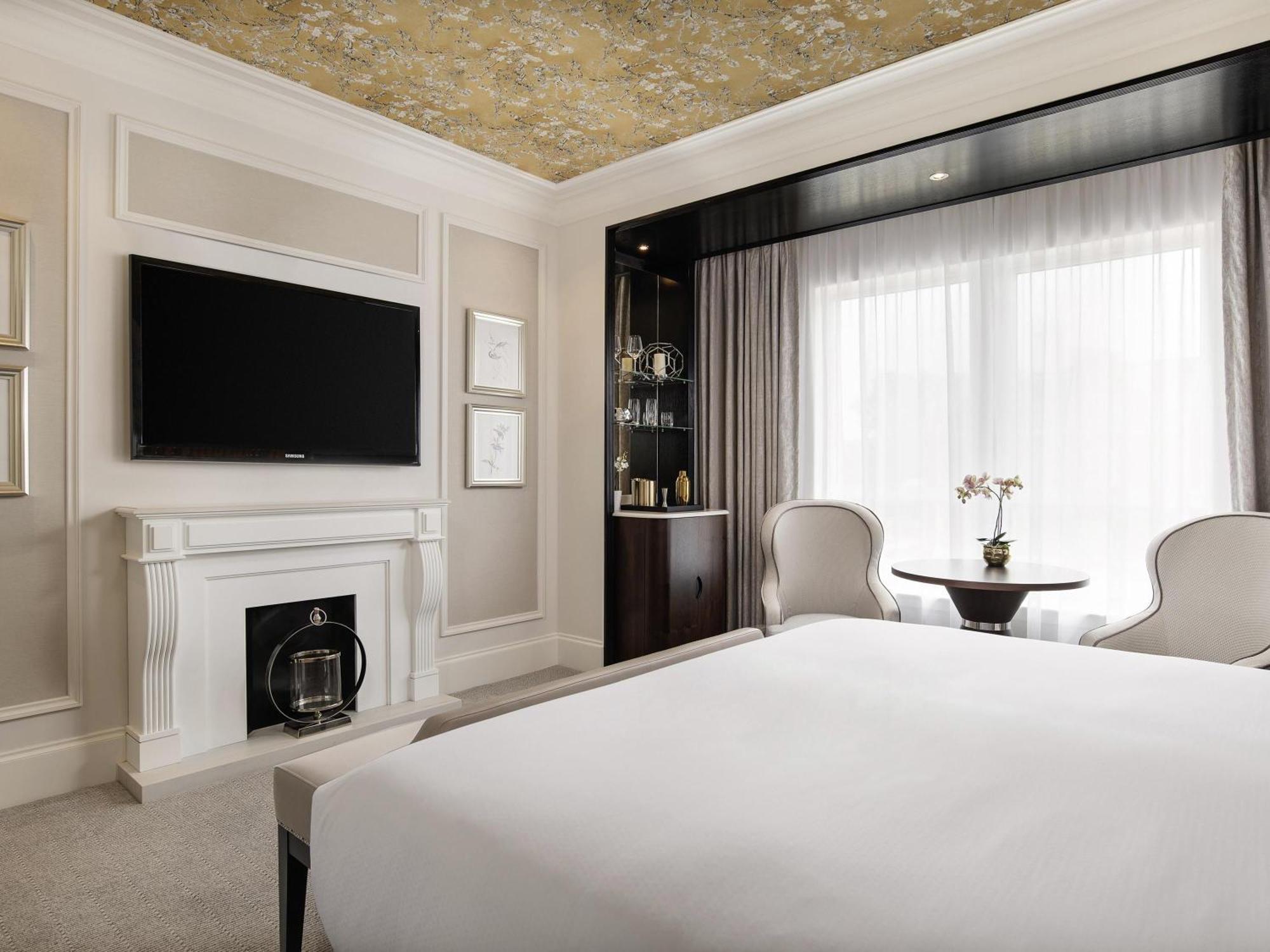 Fairmont Zimmer mit Kingsize-Bett